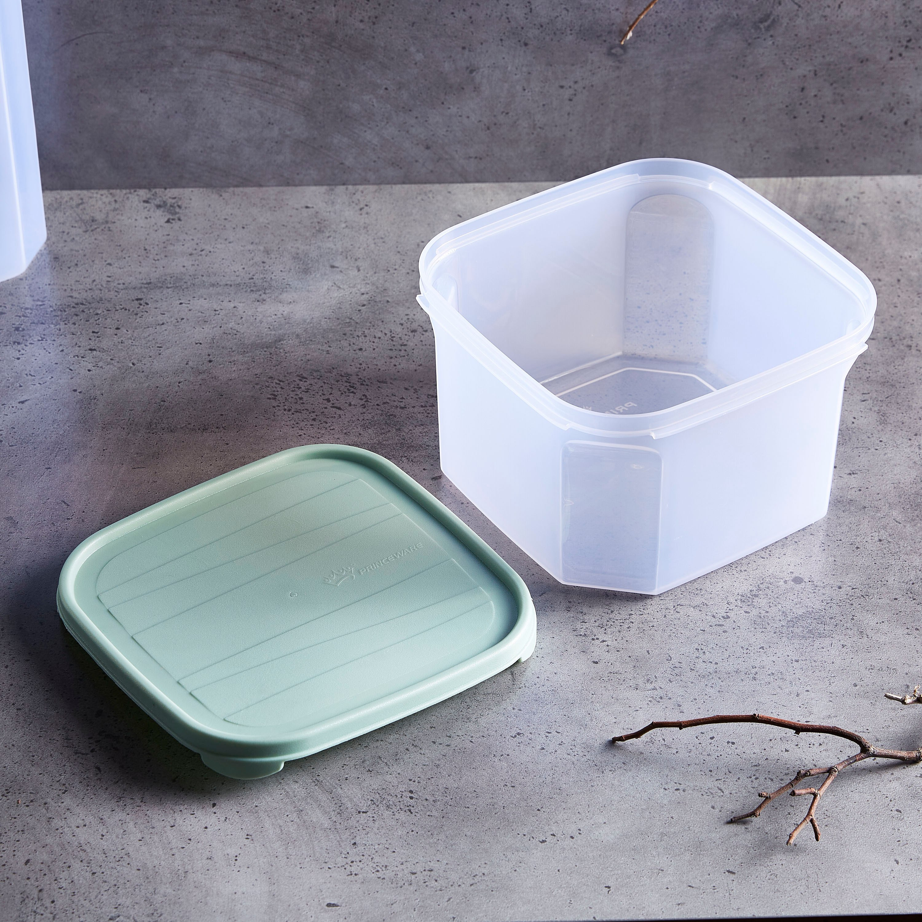 حاوية مربّعة من إيزي ستور- 2.9 لتر-hbxhomeware-hbxkitchen-image-2