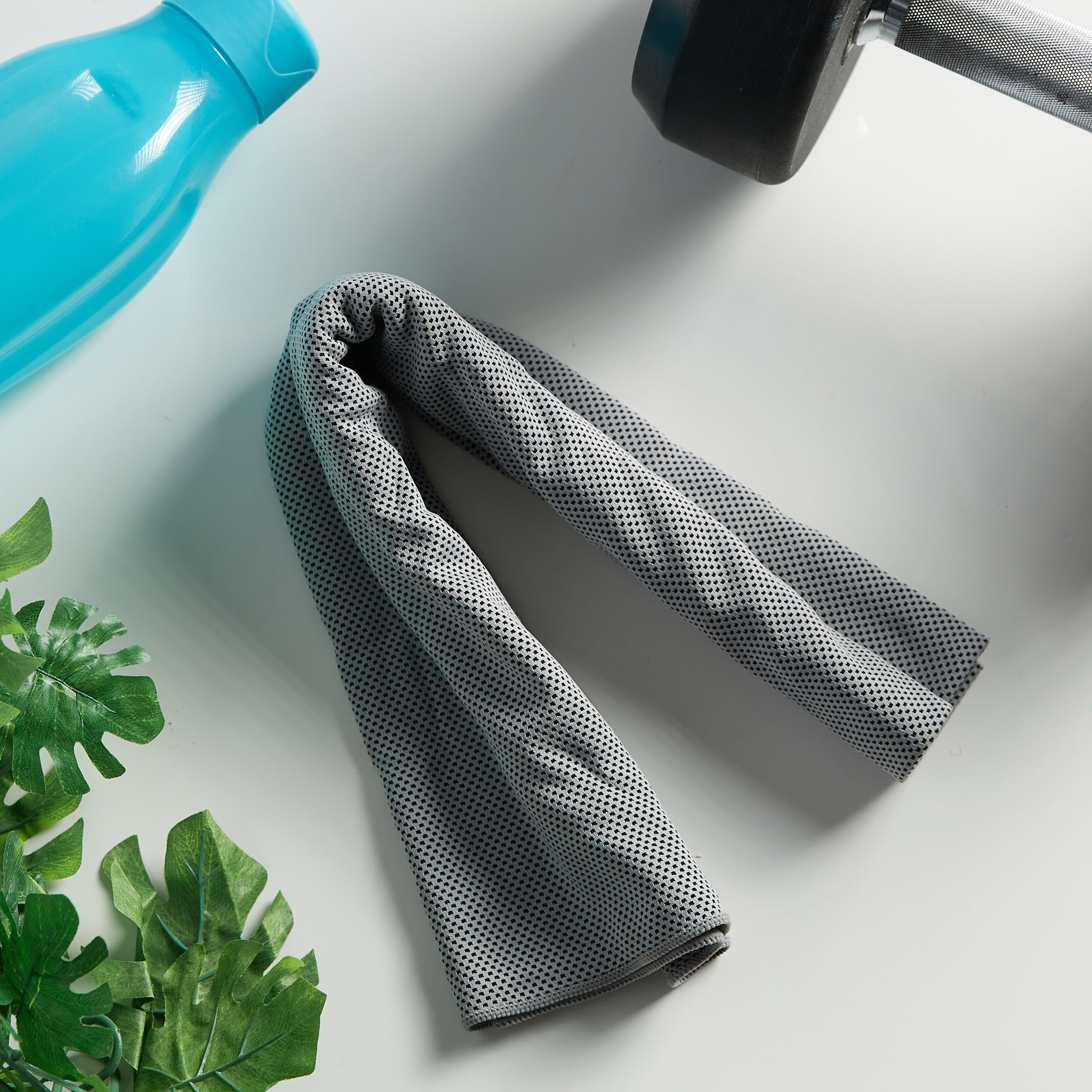 منشفة تبريد من إتش بي أس أو - 50x100 سم-hbxbathroom-bathroomtextiles-image-1