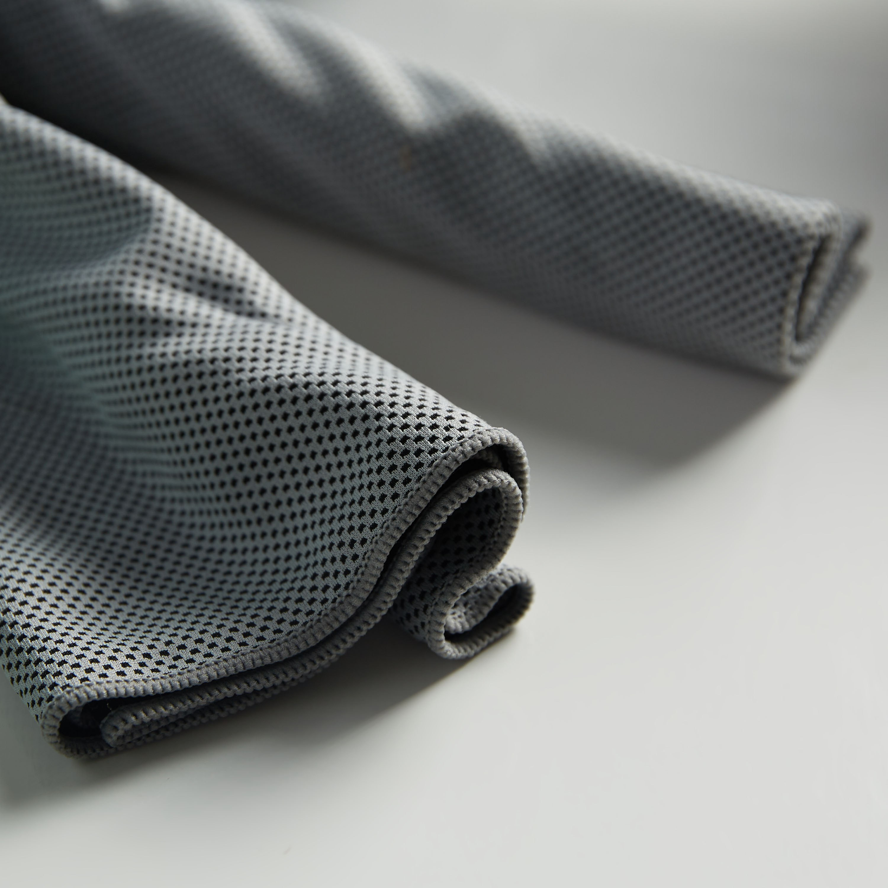 منشفة تبريد من إتش بي أس أو - 50x100 سم-hbxbathroom-bathroomtextiles-image-2
