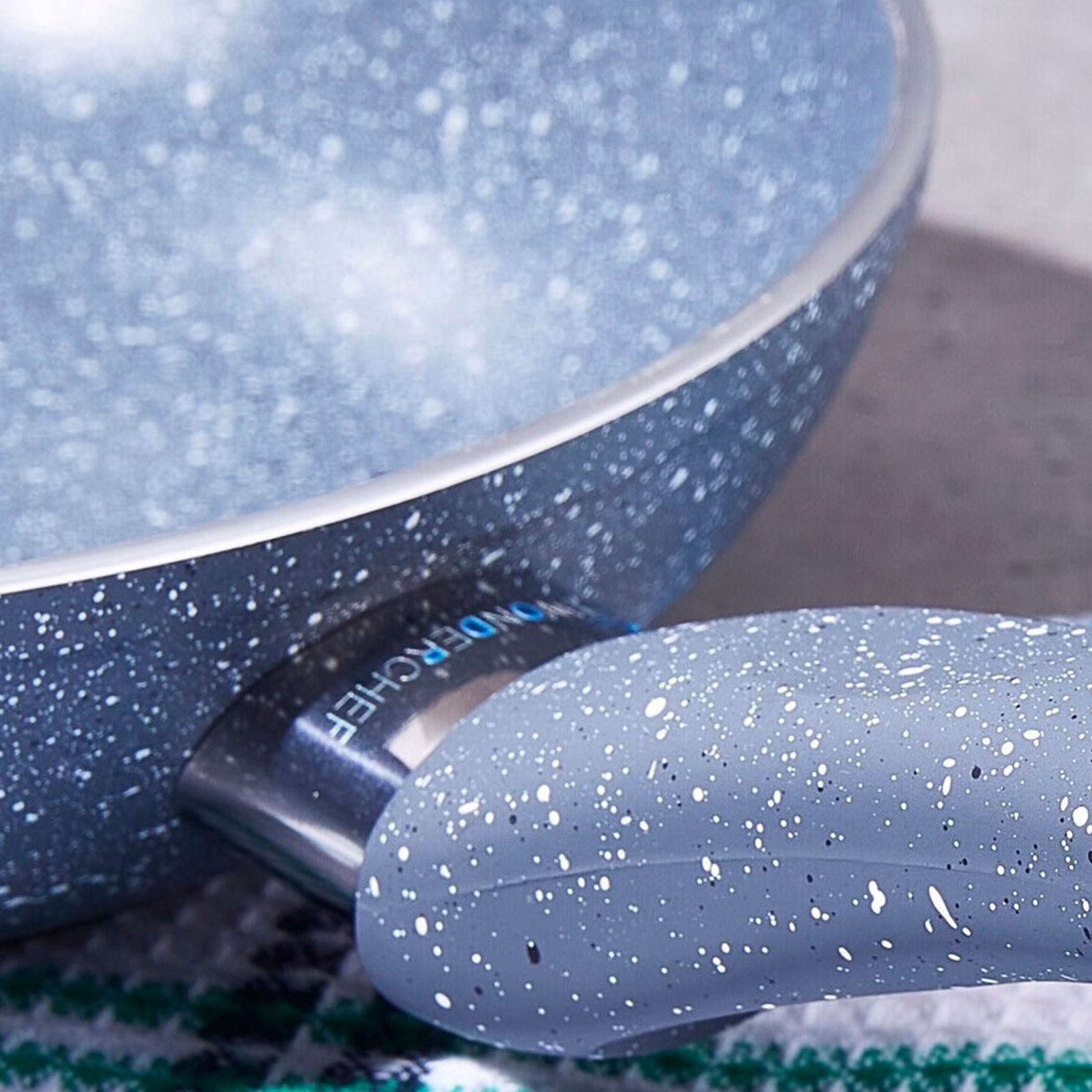 مقلاة جرانيت من واندرشيف - 26 سم-hbxkitchen-kitchenware-foodpreparation-image-6