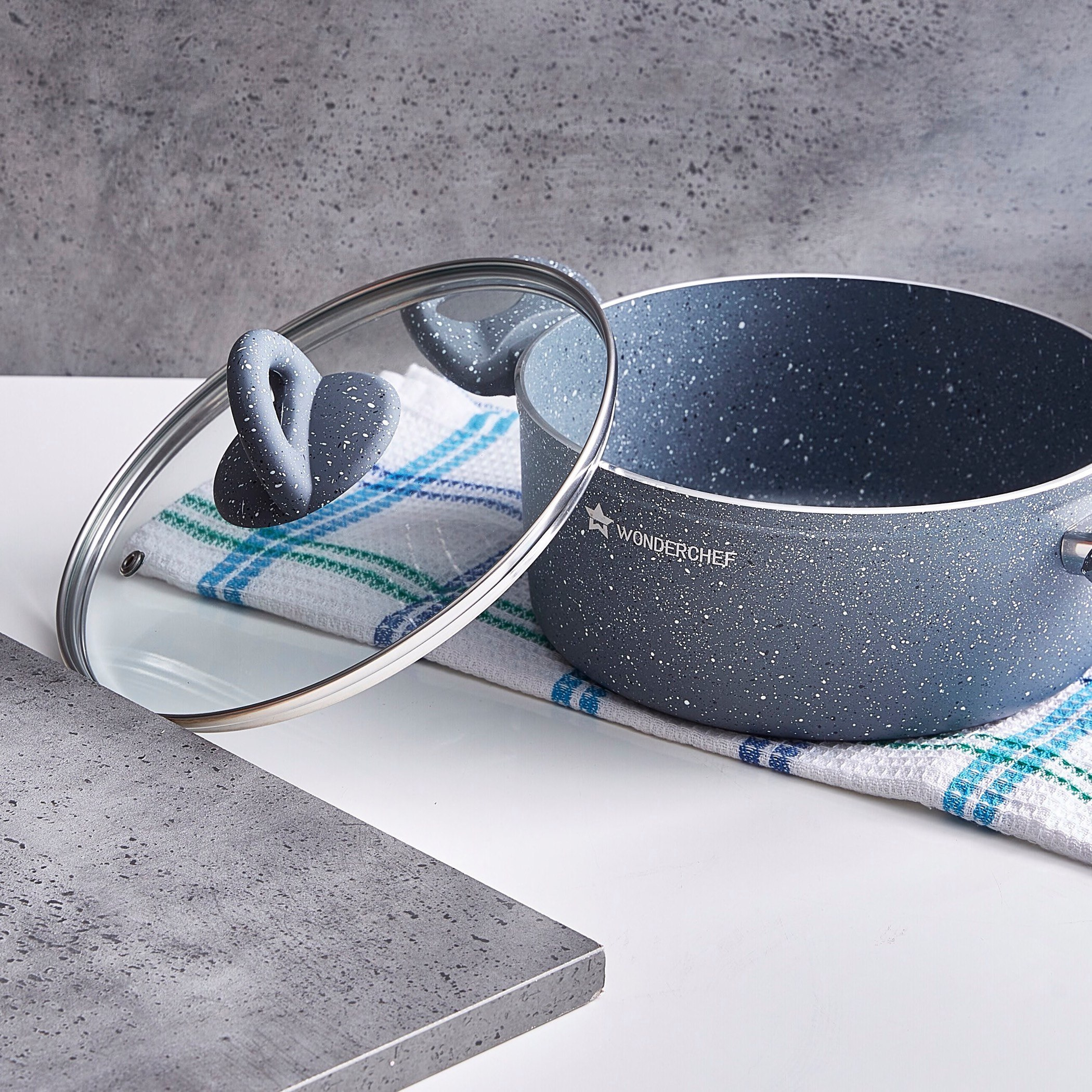 كسرولة جرانيت بغطاء من واندرشيف - 20 سم-hbxkitchen-kitchenware-foodpreparation-image-2