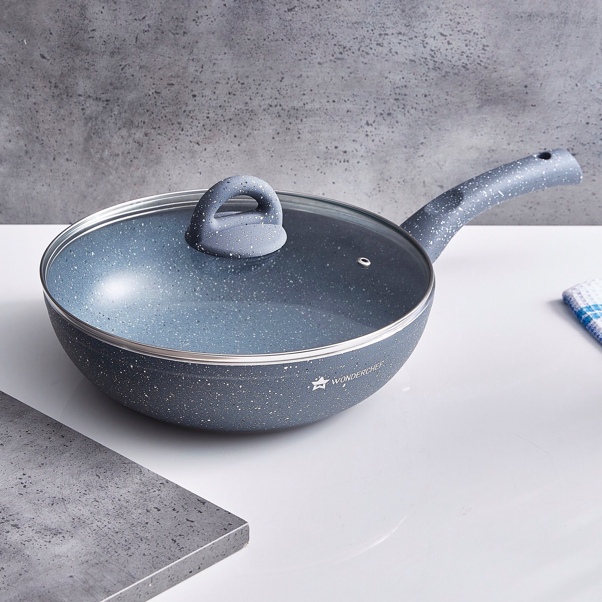 مقلاة جرانيت بغطاء من واندرشيف - 26 سم-hbxkitchen-kitchenware-foodpreparation-image-1