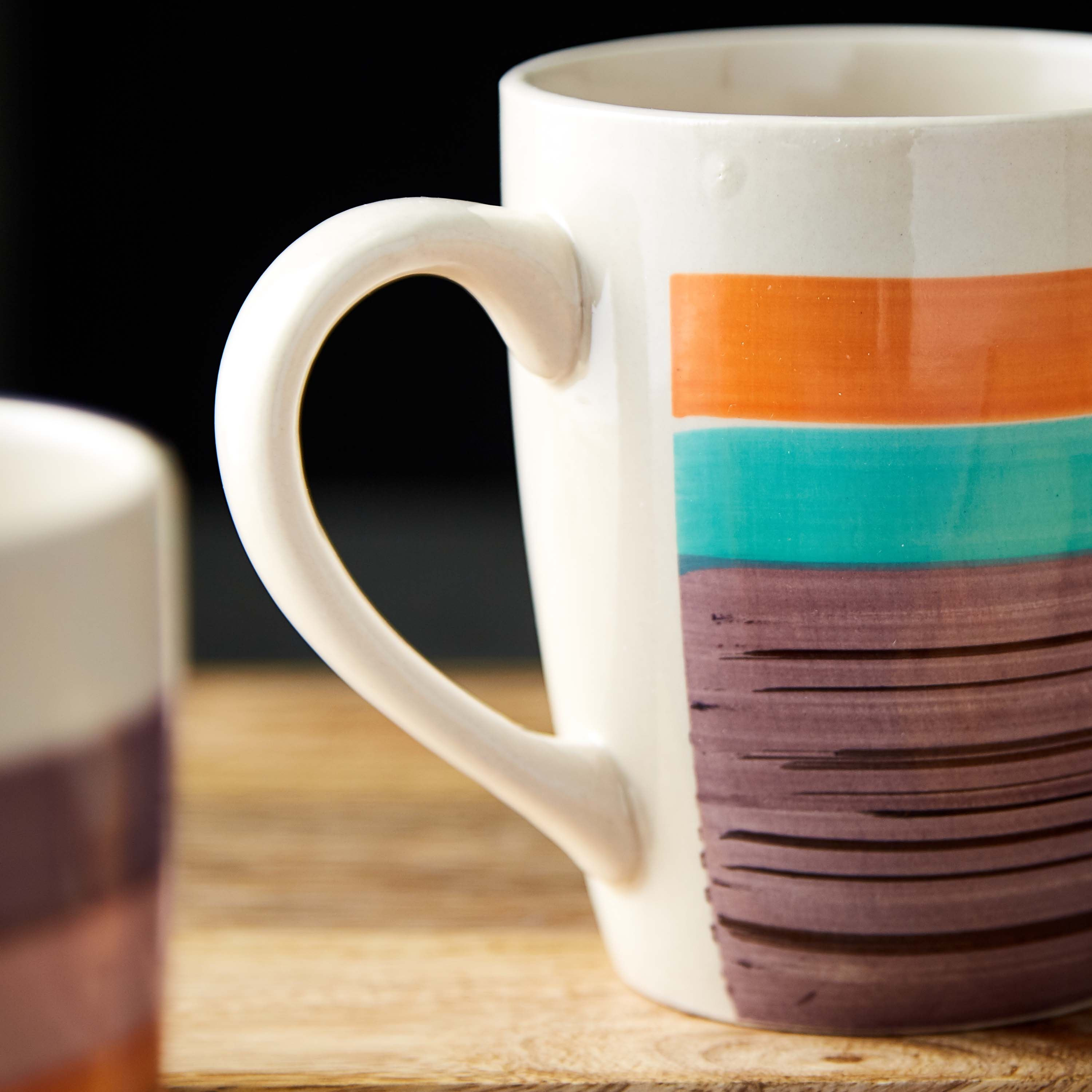 مج مخطّط من الخزف - 400 مل-hbxhomeware-diningandtabletop-coffeeandteasets-image-2