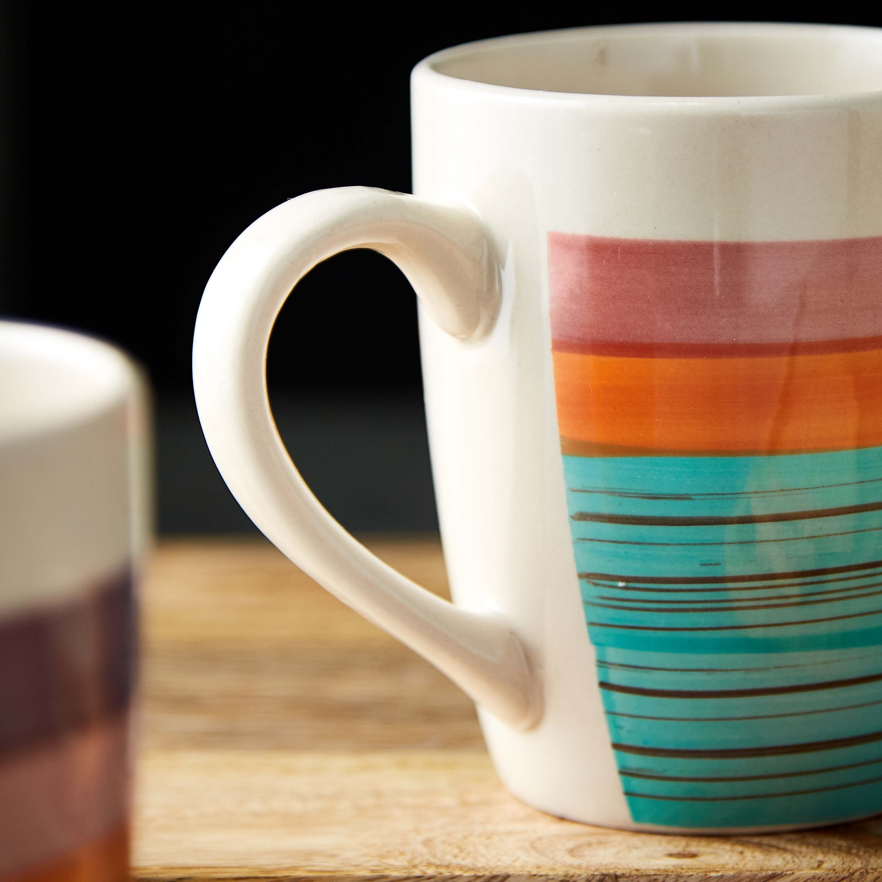 مج مخطّط من الخزف - 400 مل-hbxhomeware-diningandtabletop-coffeeandteasets-image-2