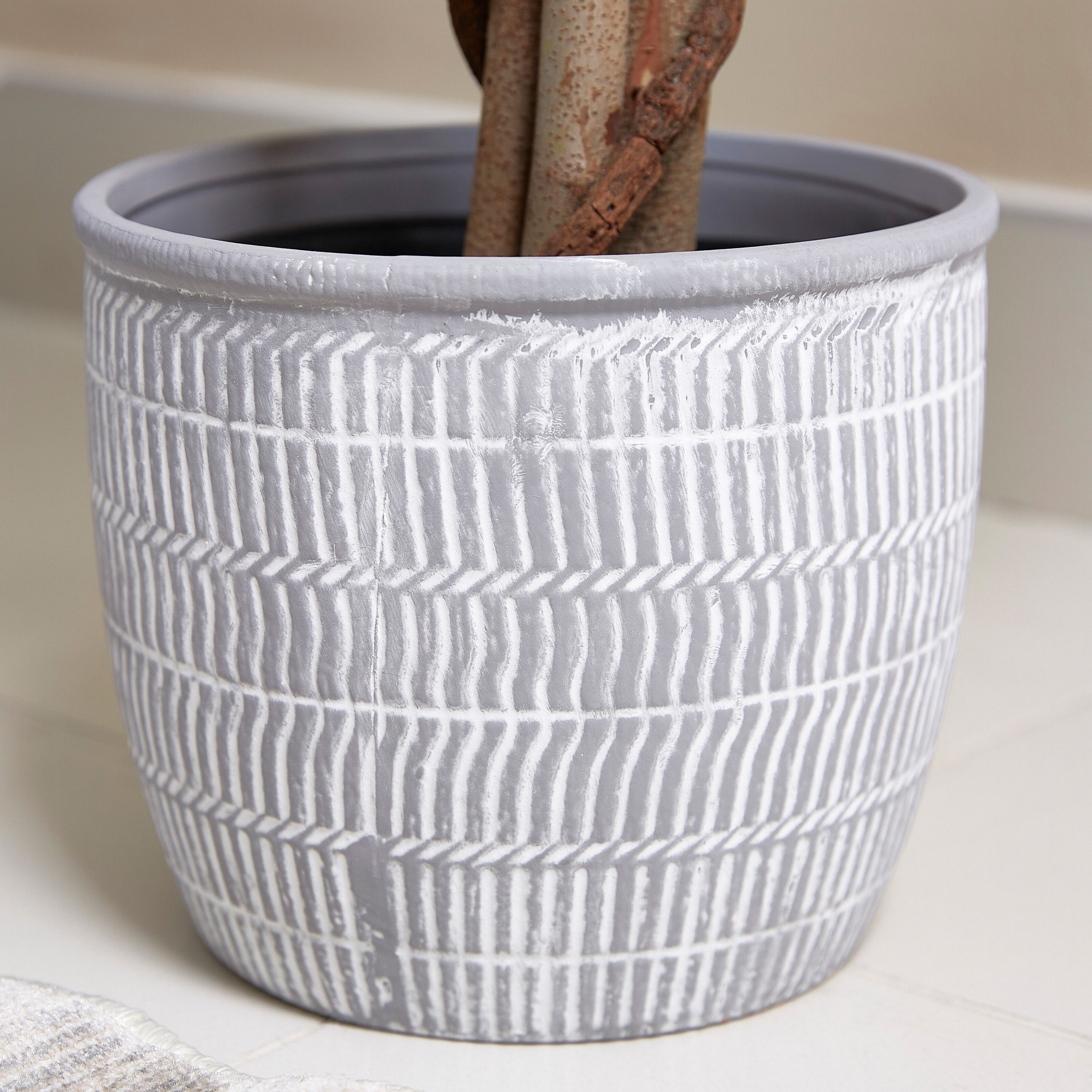 إصيص حديقة دولميت تيراكوتا من ميزون-hbxdecorandfurnishings-homeaccessories-artificialflowersandplants-image-2