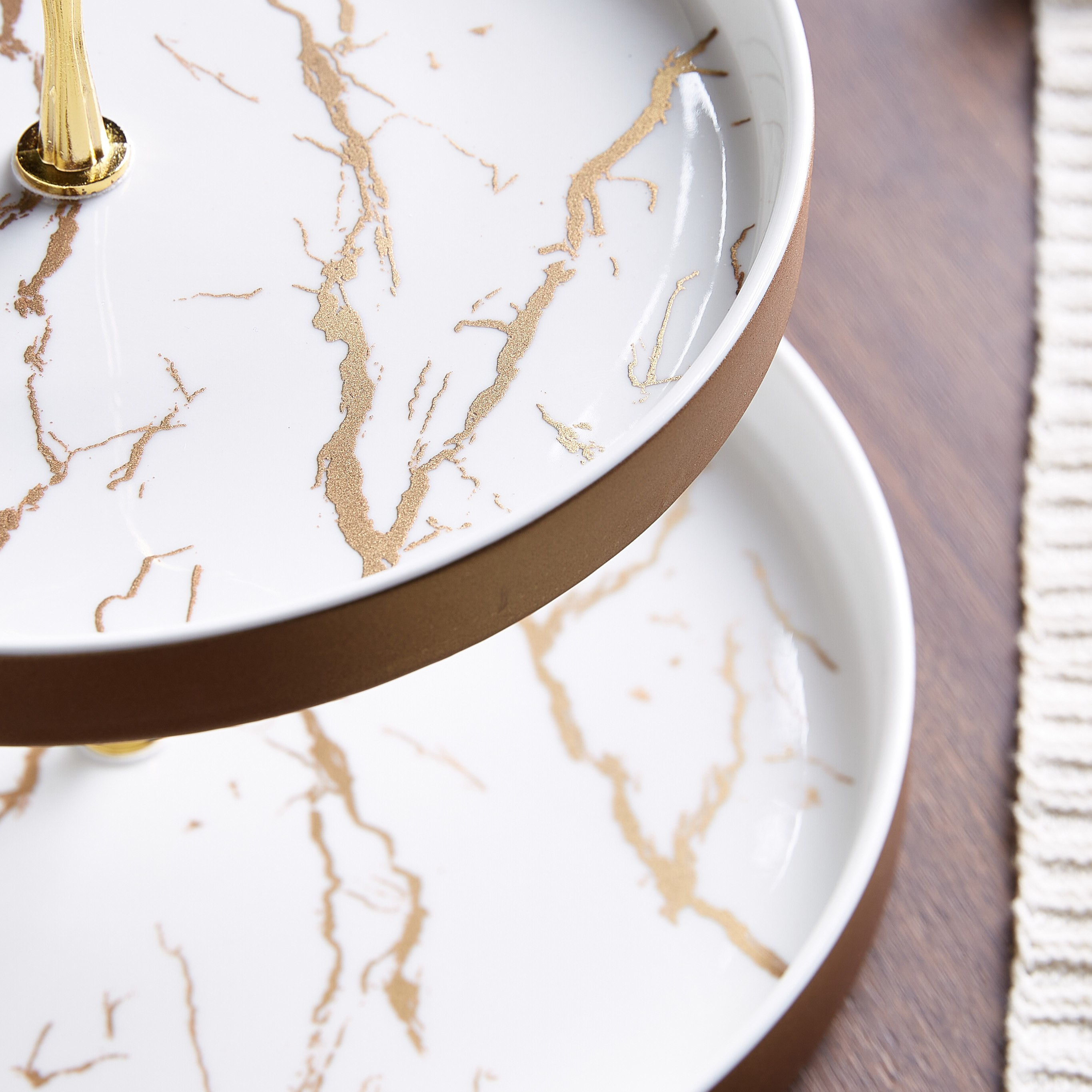 طقم حامل كعك بطابقين وطبعات من أوركيد-hbxdecorandfurnishings-tabletop-serveware-image-3