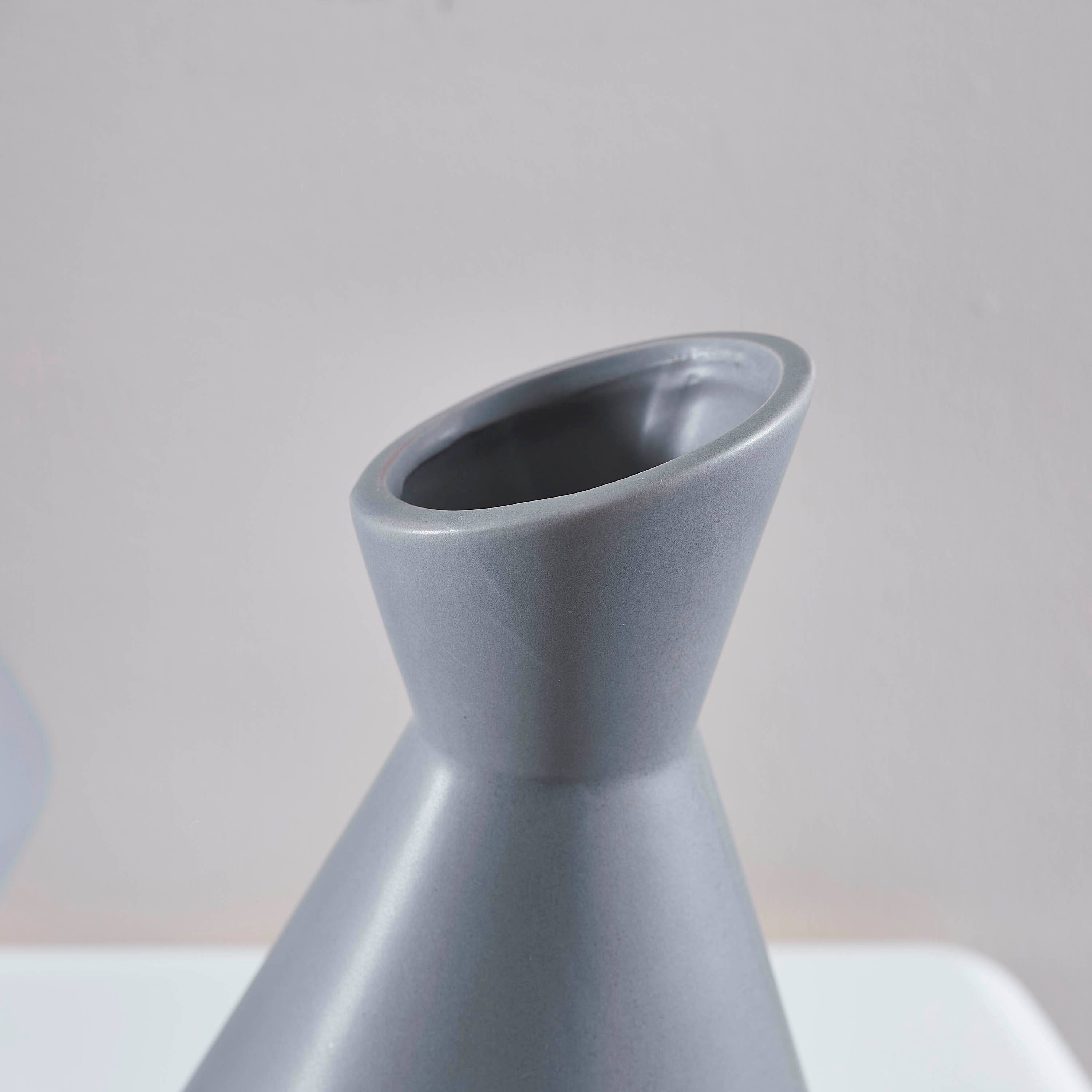 مزهريّة حجر من سكايت سكاندي-hbxbedroom-decorandaccessories-vases-image-3