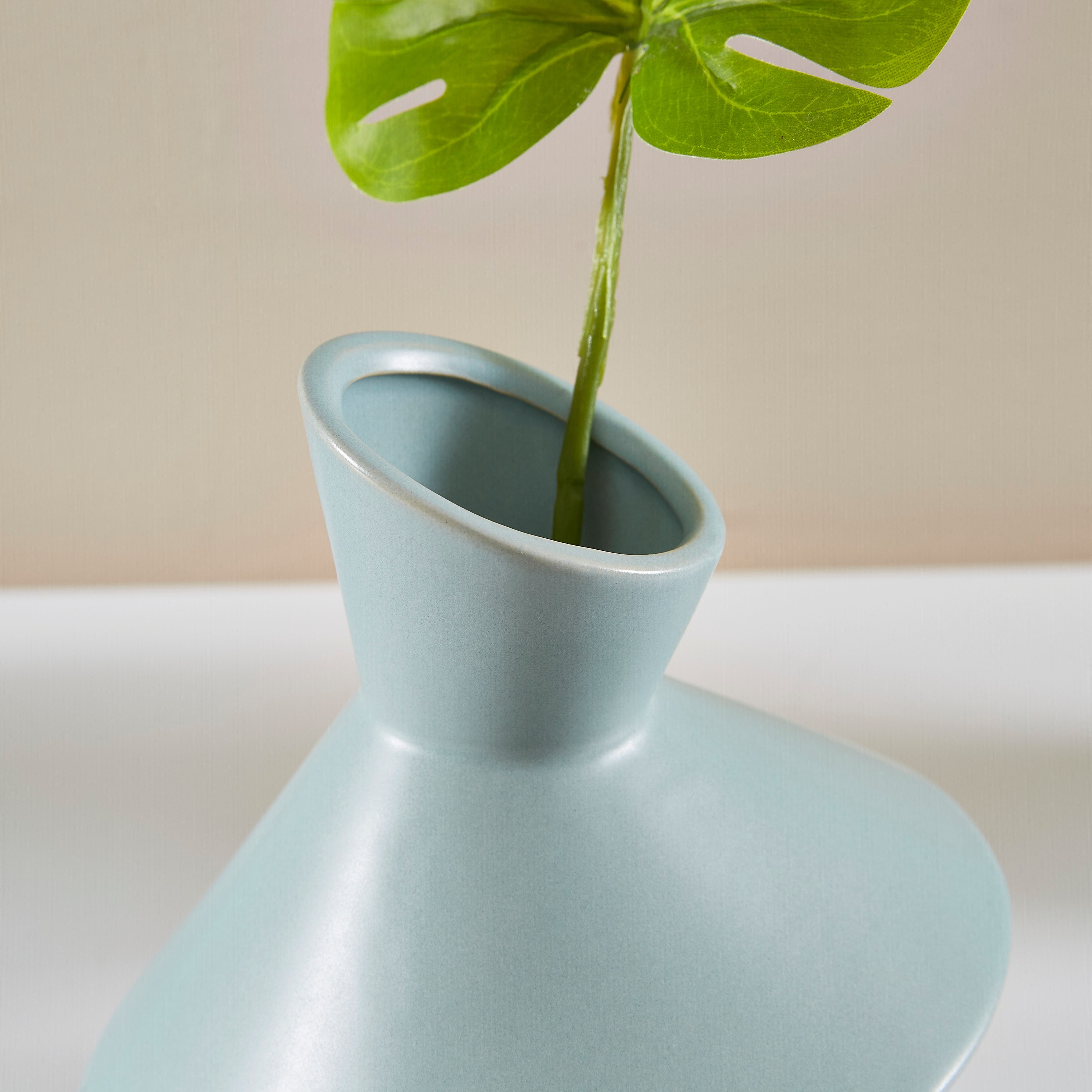 مزهرية Skate Skandi Stone-hbxbedroom-decorandaccessories-vases-image-3