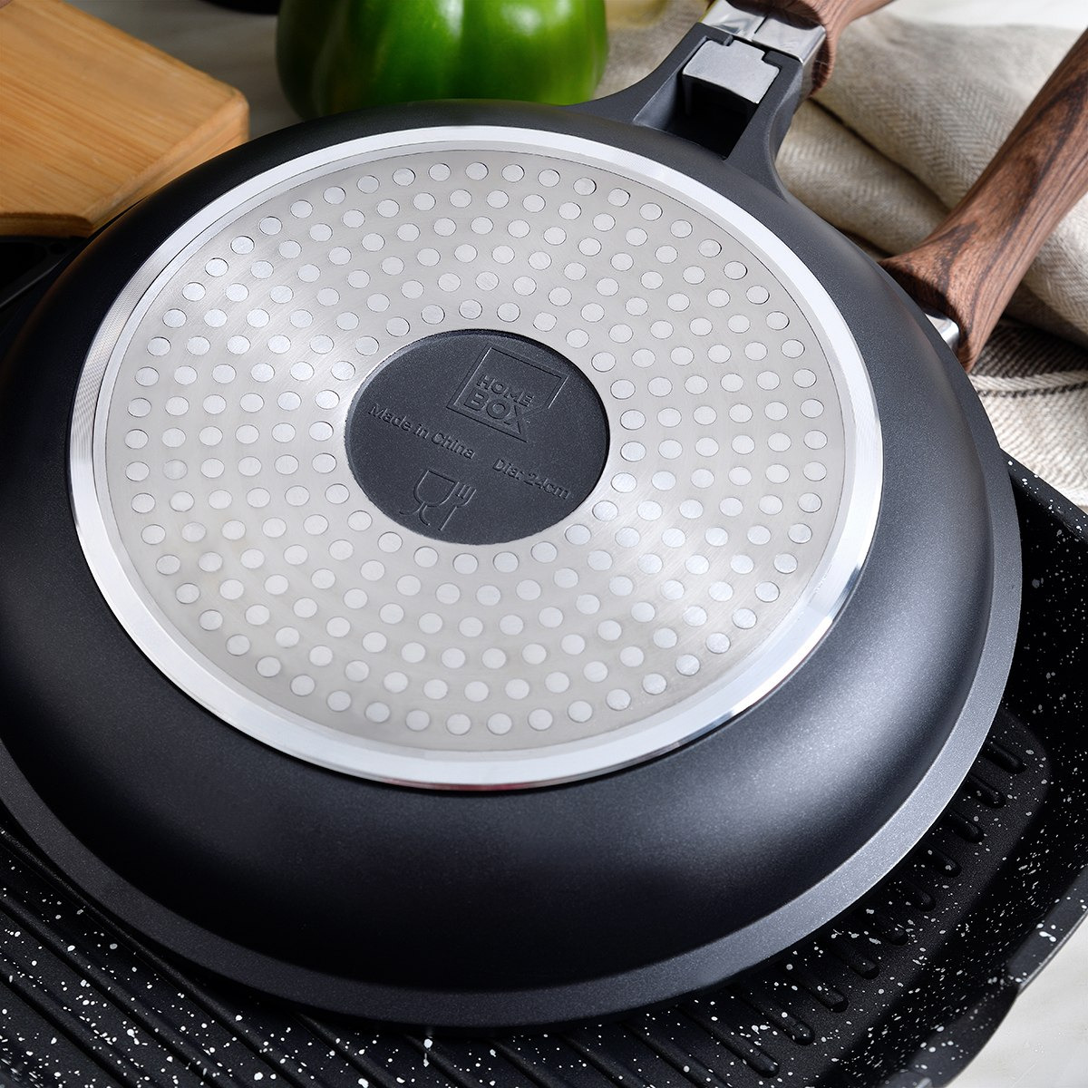 La Cucina Die Cast Aluminium Induction Base Frying Pan - 24 cm-hbxkitchen-kitchenware-foodpreparation-image-2