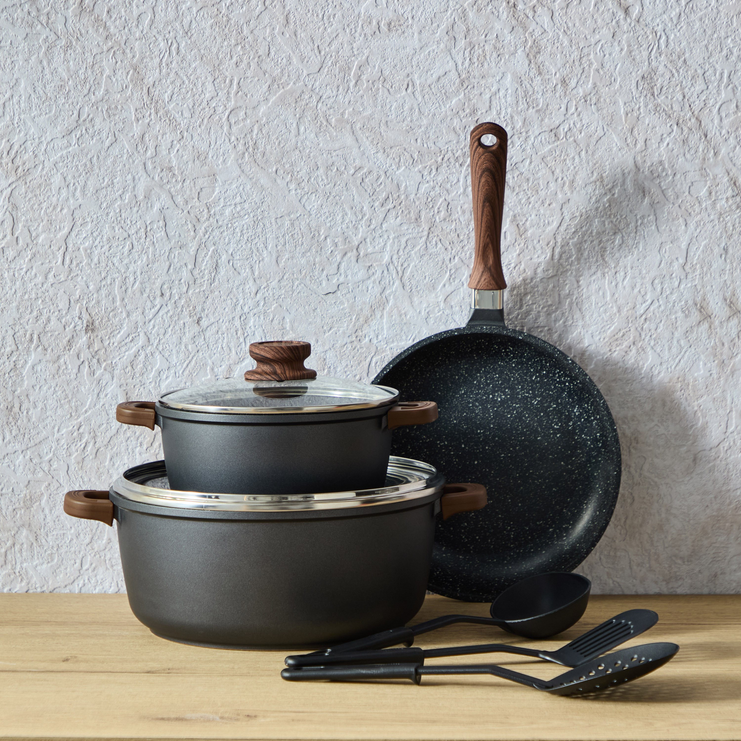 La Cucina 8-Piece Die Cast Aluminium Cookware Set-hbxkitchen-kitchenware-foodpreparation-image-1
