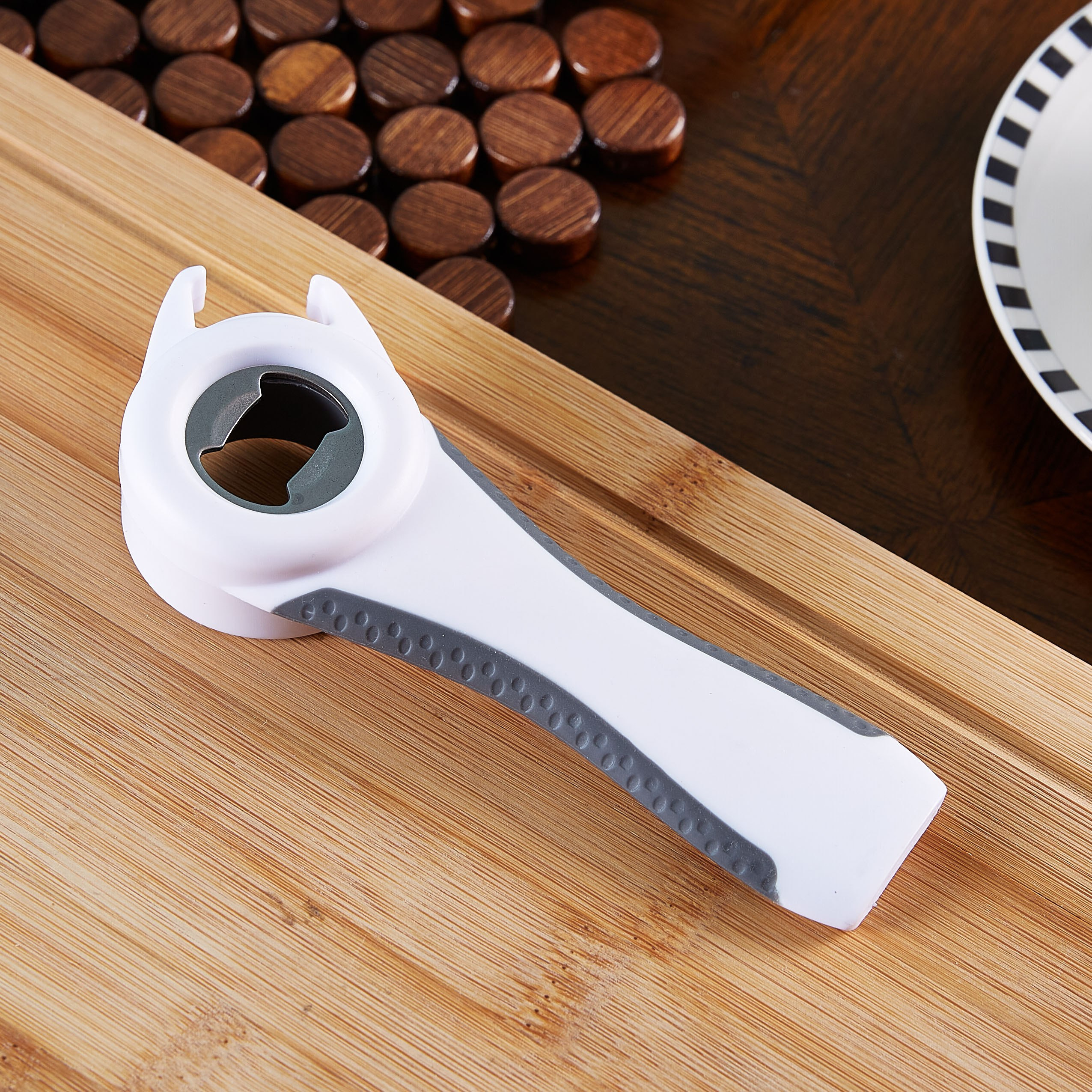 فتّاحة متعدّدة الاستخدامات ستانليس ستيل 5 في 1 من فاكلمان-hbxhomeware-hbxkitchen-image-1