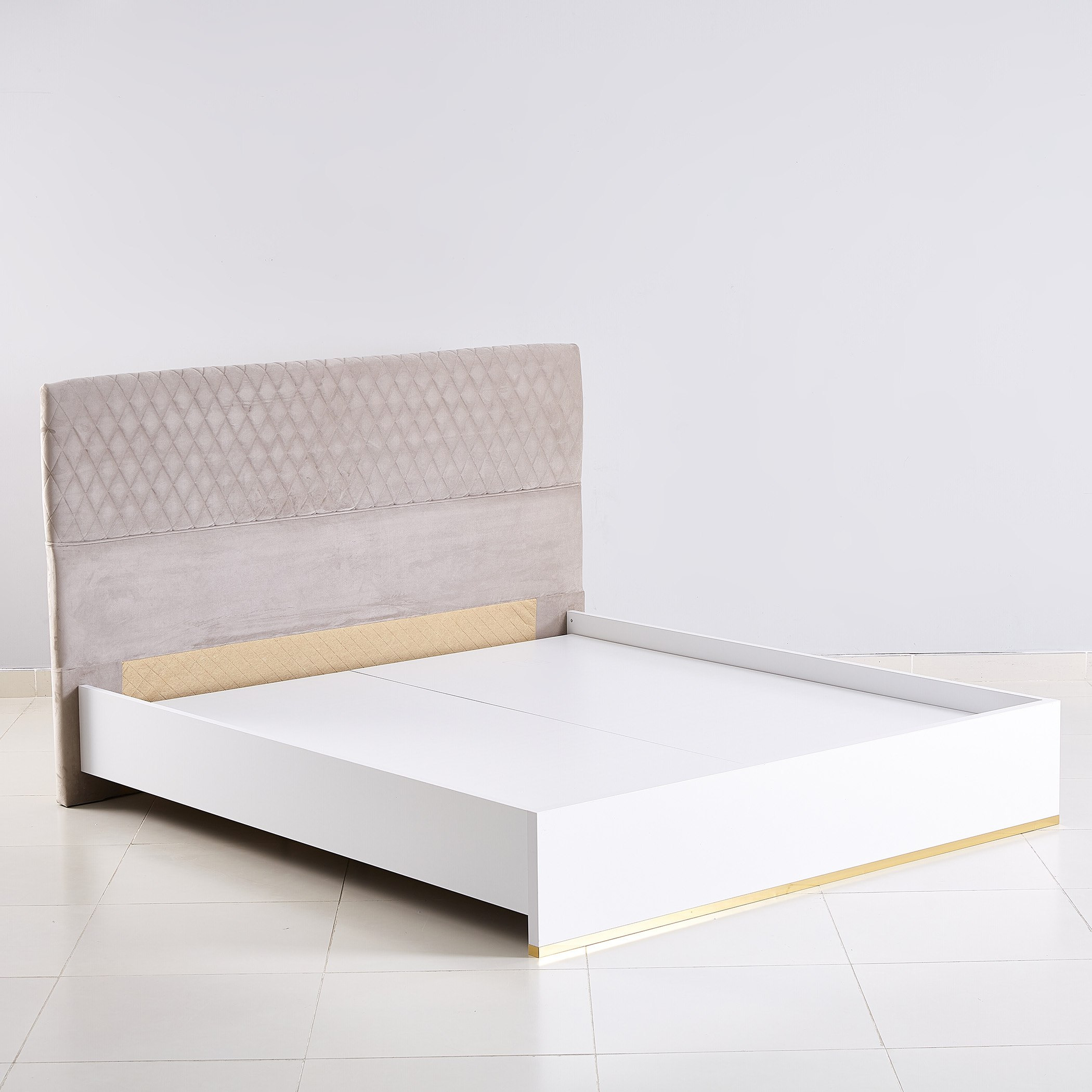 طقم غرفة نوم كينج 6 قطع من إيفانكا- 180x200 سم-hbxbedroom-bedsandbedsets-bedroomsets-king-image-15