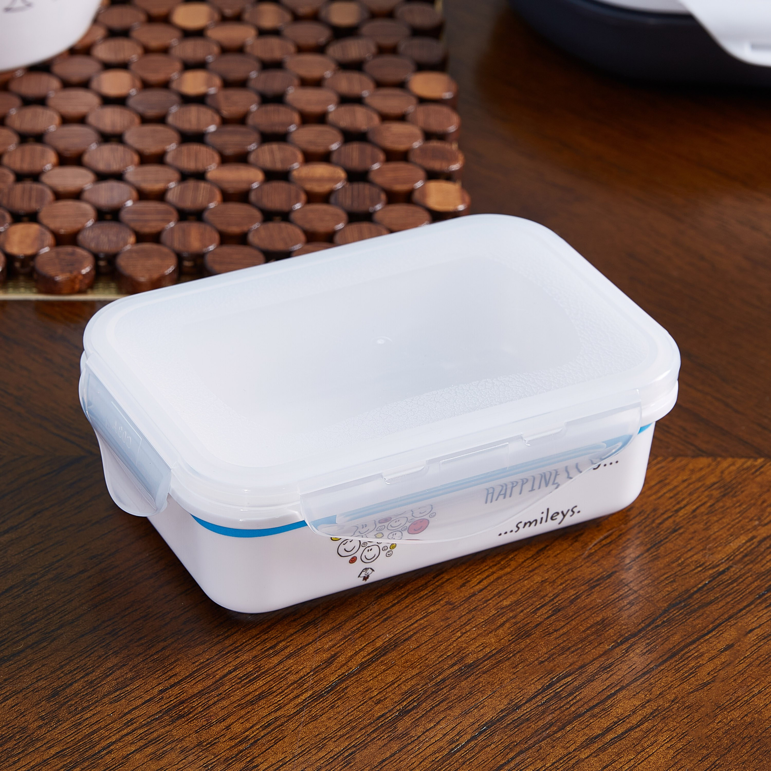 صندوق غداء بغطاء وطبعات من هابينيس-hbxhomeware-hbxkitchen-image-1