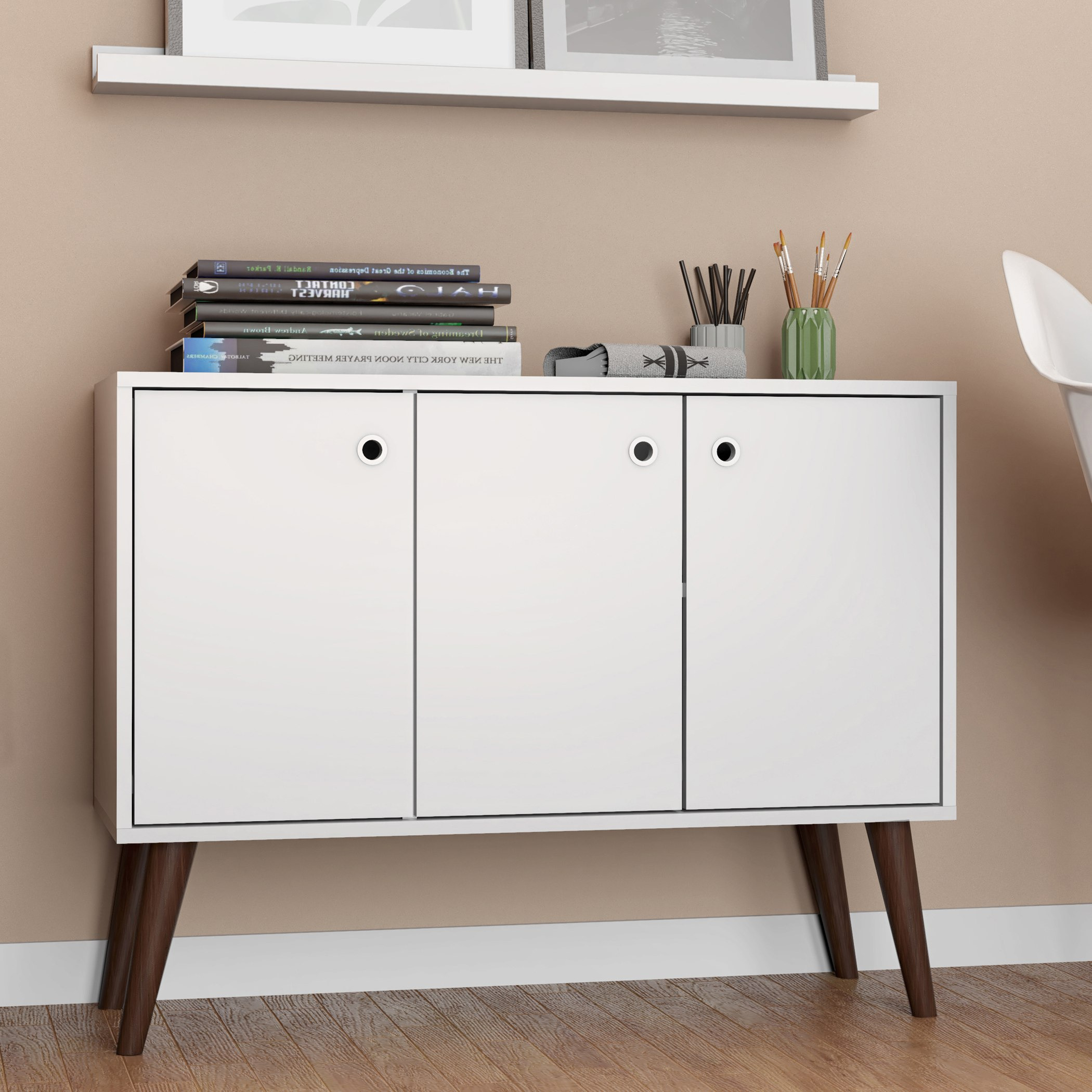 خزانة متعددة الاستخدامات بـ3 أبواب من أوليندا-hbxfurniture-diningroom-buffetsandsideboards-image-1