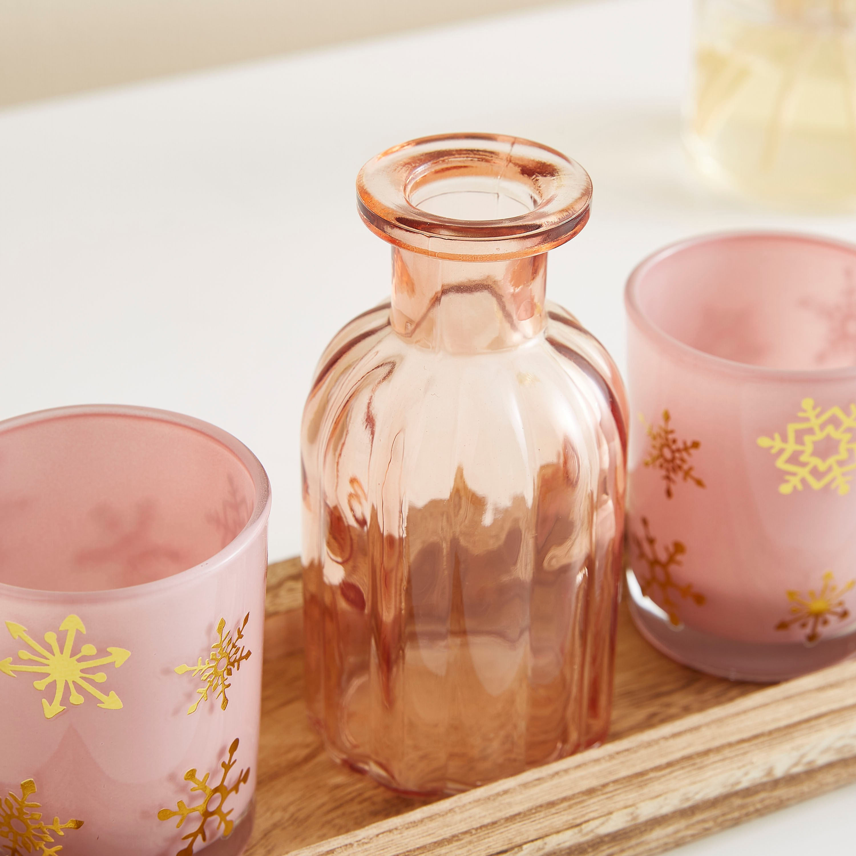 طقم مزهرية زجاجية وحامل شموع 3 قطع من كلايد-hbxlivingroom-decorandaccessories-candleholders-image-3