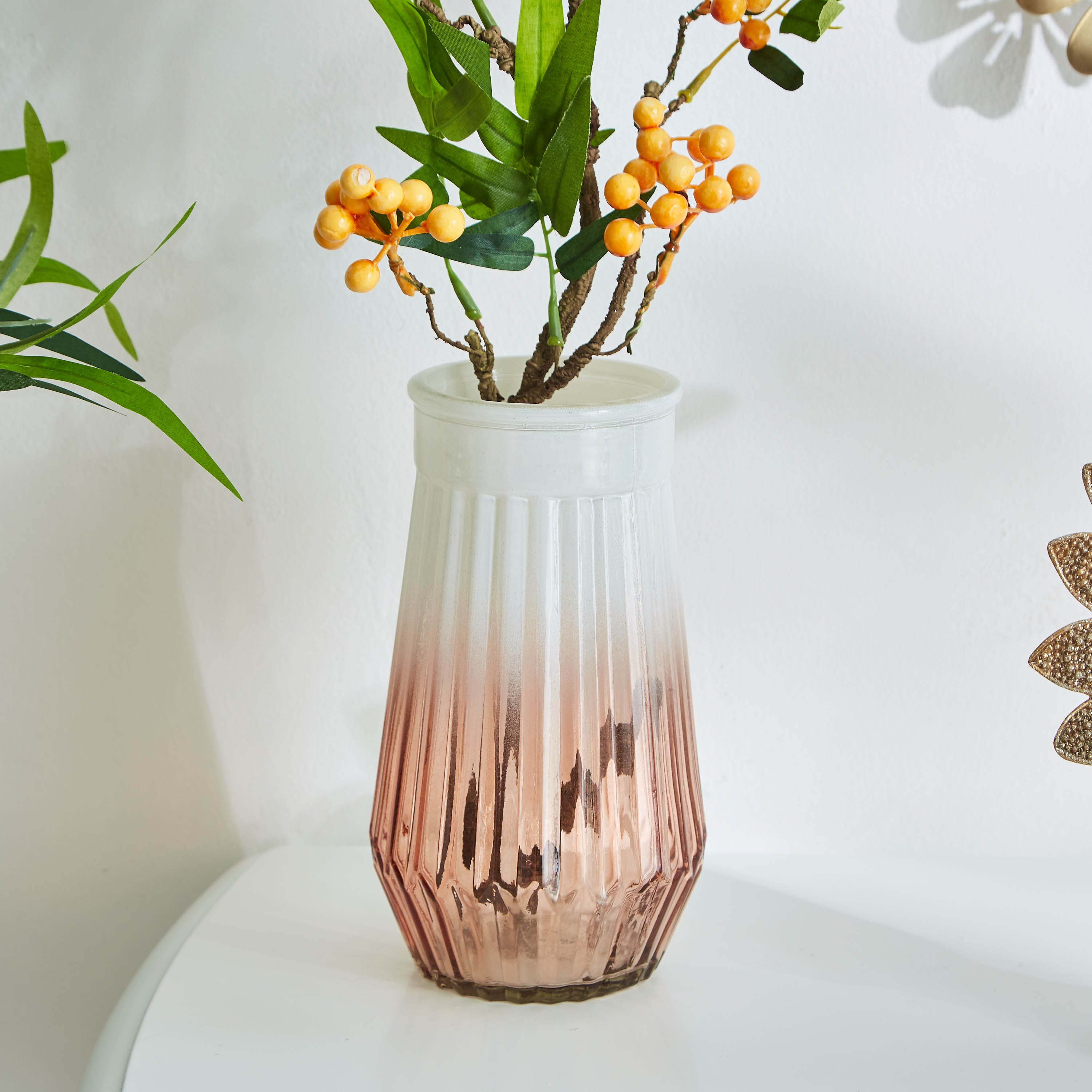 مزهرية زجاجية من كلايد-hbxbedroom-decorandaccessories-vases-image-2