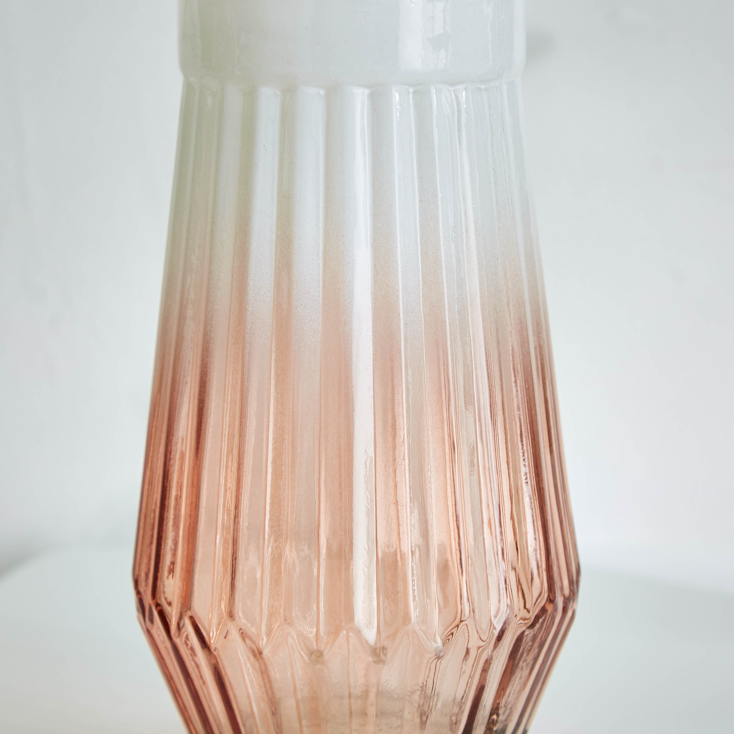 مزهرية زجاجية من كلايد-hbxbedroom-decorandaccessories-vases-image-3