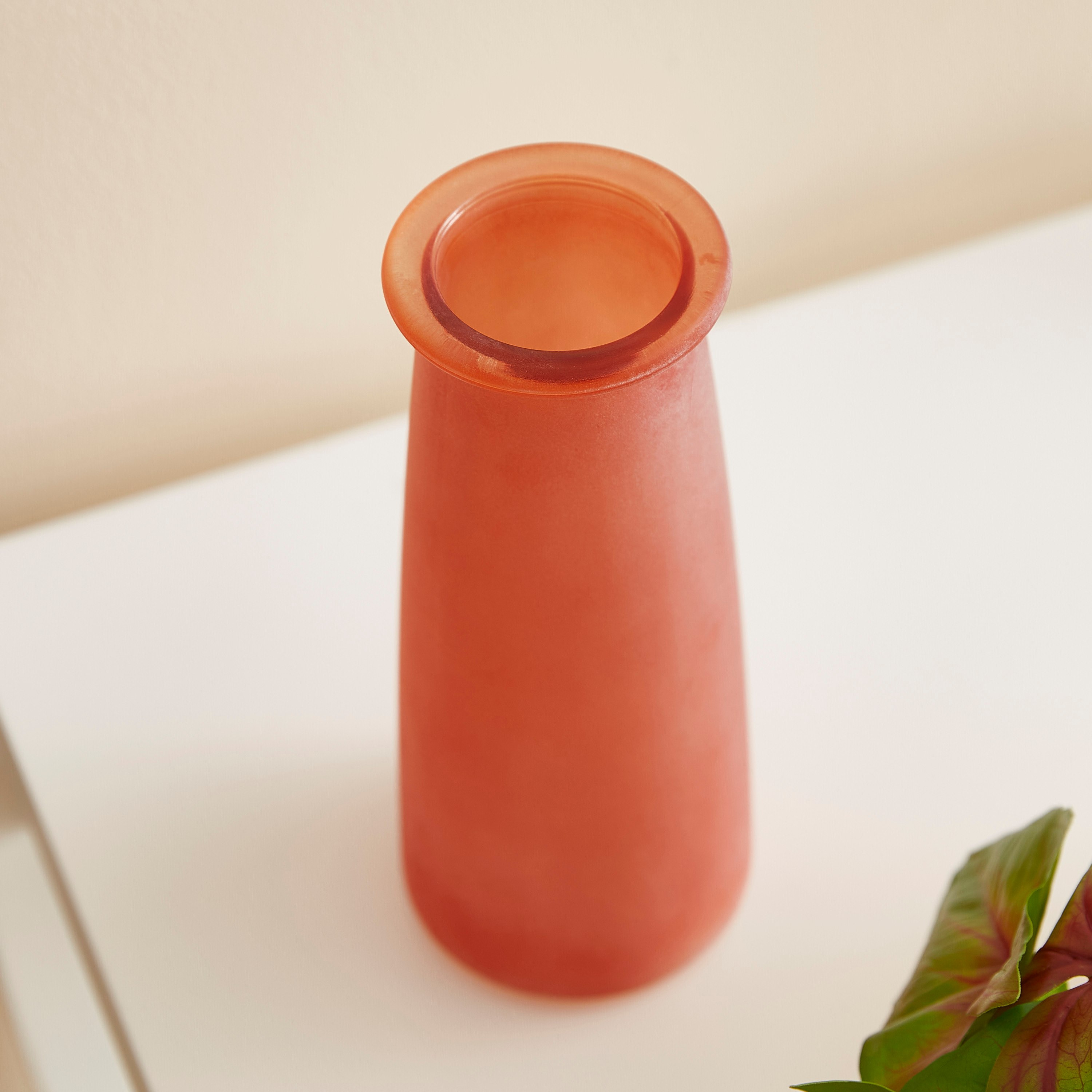 مزهرية زجاجية من كلايد-hbxbedroom-decorandaccessories-vases-image-2