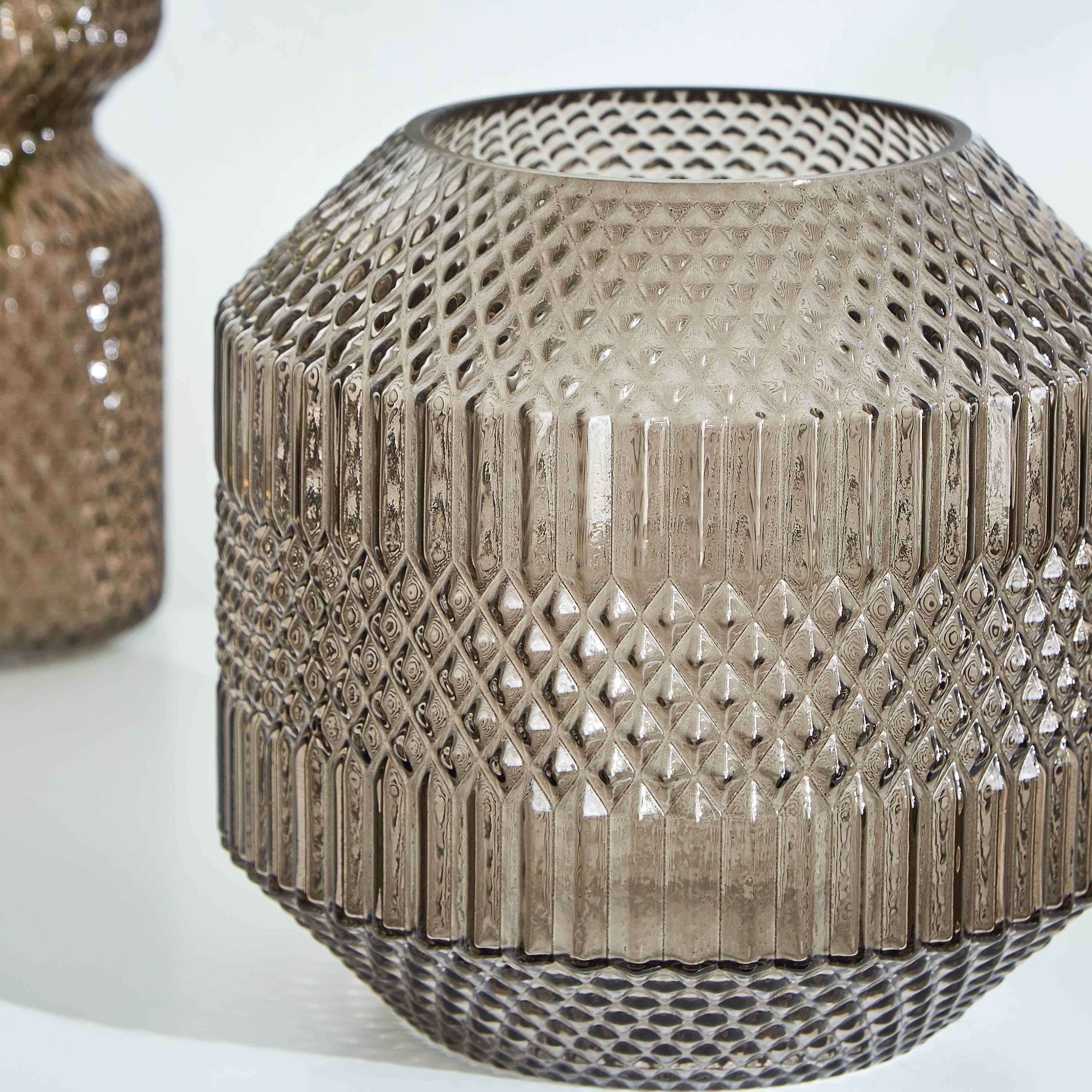 مزهرية زجاجية من كلايد-hbxbedroom-decorandaccessories-vases-image-4