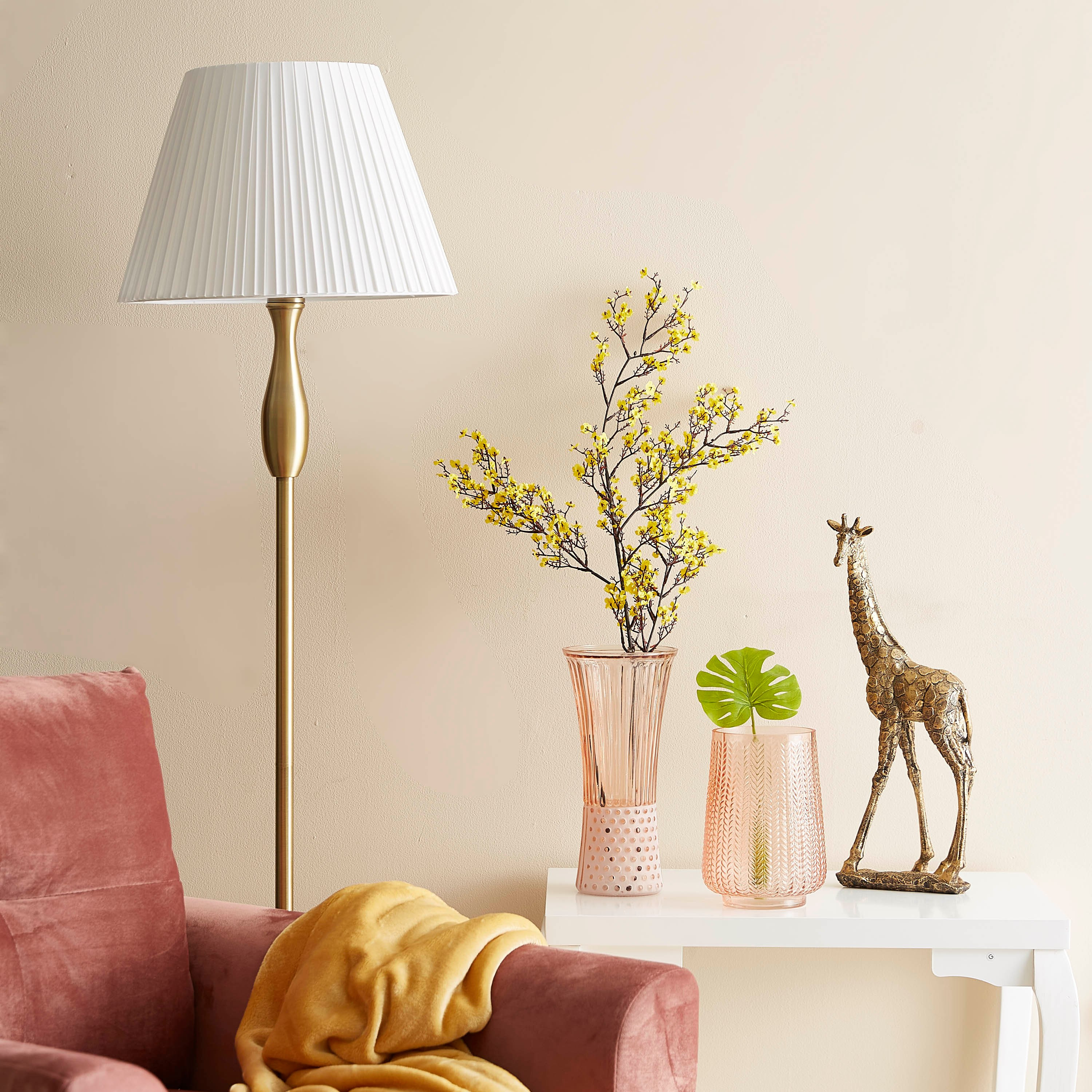 مزهرية زجاجية من كلايد-hbxbedroom-decorandaccessories-vases-image-4