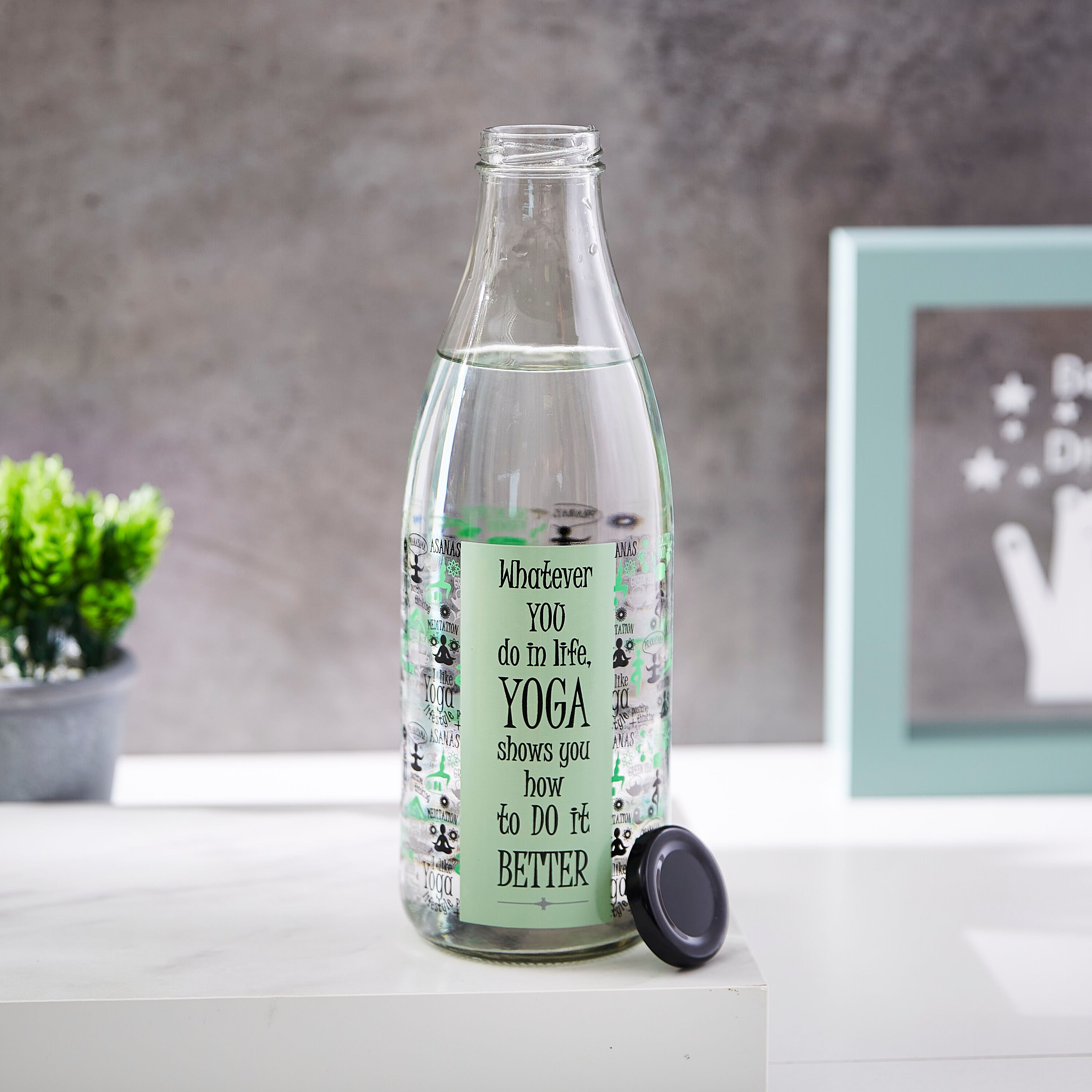قارورة حليب بطبعات يوجا من بيليسيمو- 1 لتر-hbxhomeware-hbxkitchen-image-2