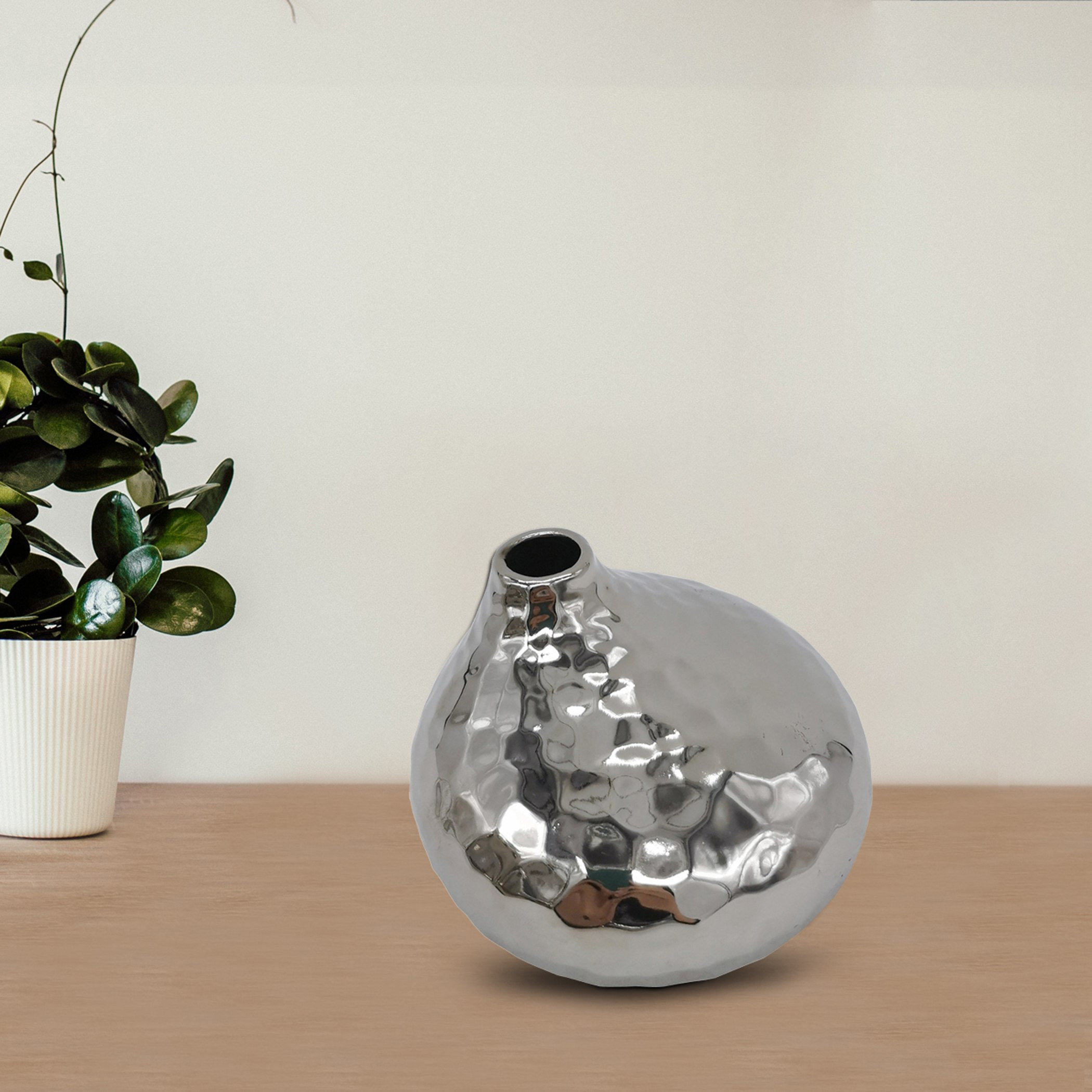 Casa Ceramic Bud Vase-hbxbedroom-decorandaccessories-vases-image-1