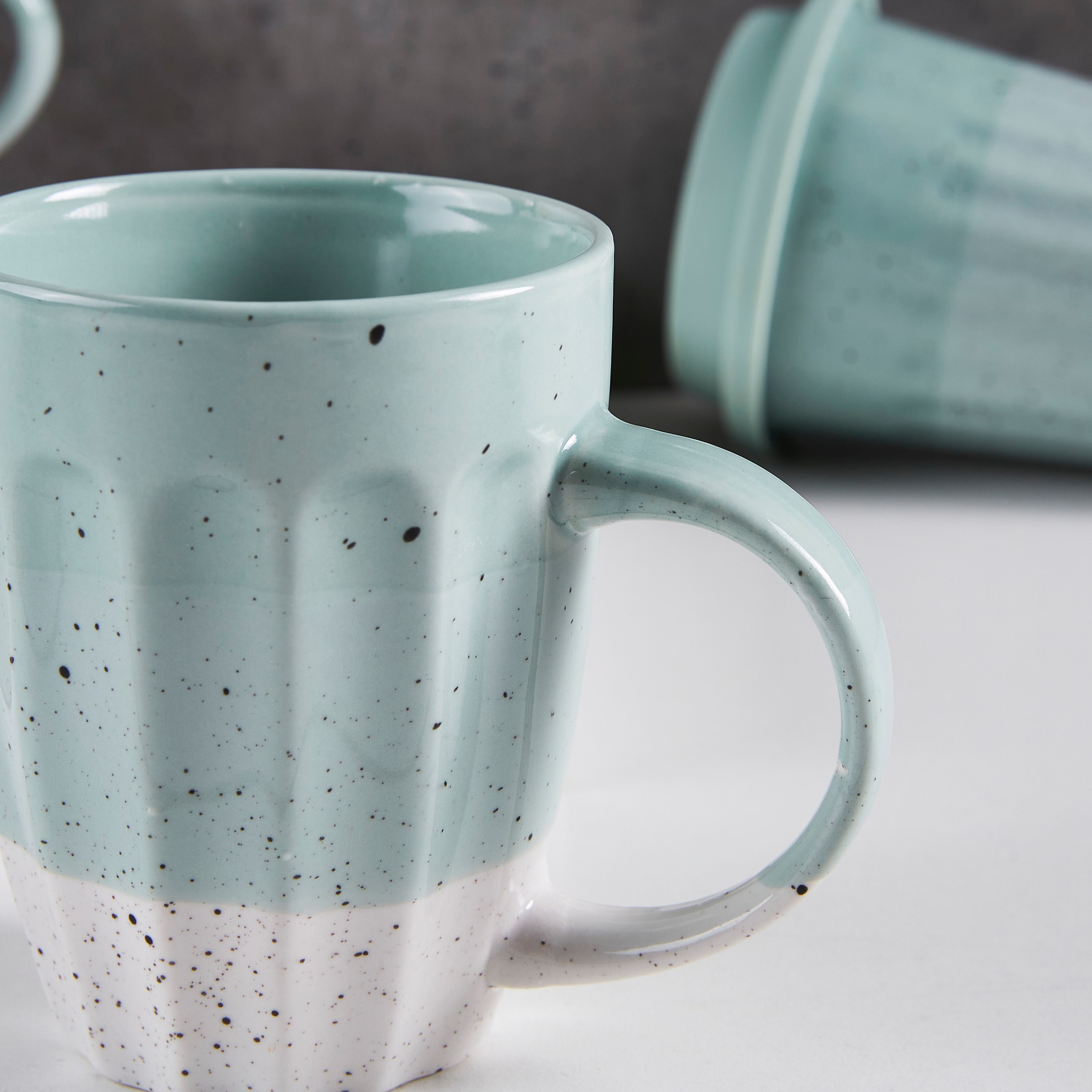 Galexia Ceramic Embossed Mug - 320 ml-hbxdecorandfurnishings-tabletop-crockery-image-3