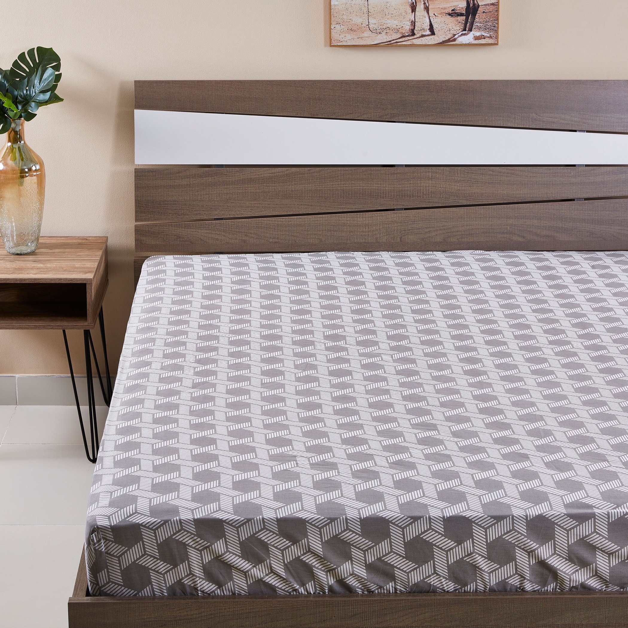Venus Queen Size Fitted Sheet - 150x200 cm-hbxhomeware-hbxbedroom-image-2