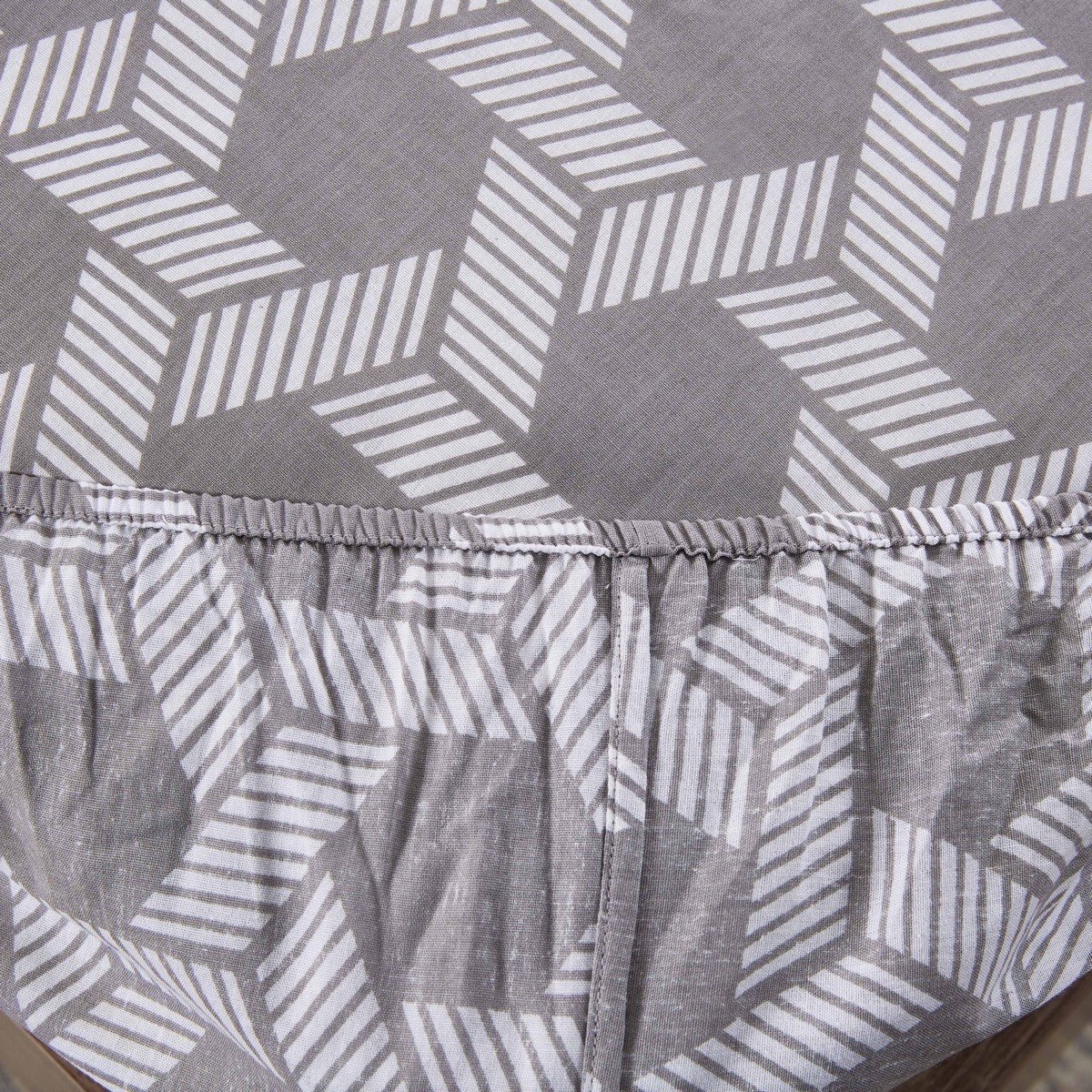 Venus Queen Size Fitted Sheet - 150x200 cm-hbxhomeware-hbxbedroom-image-5
