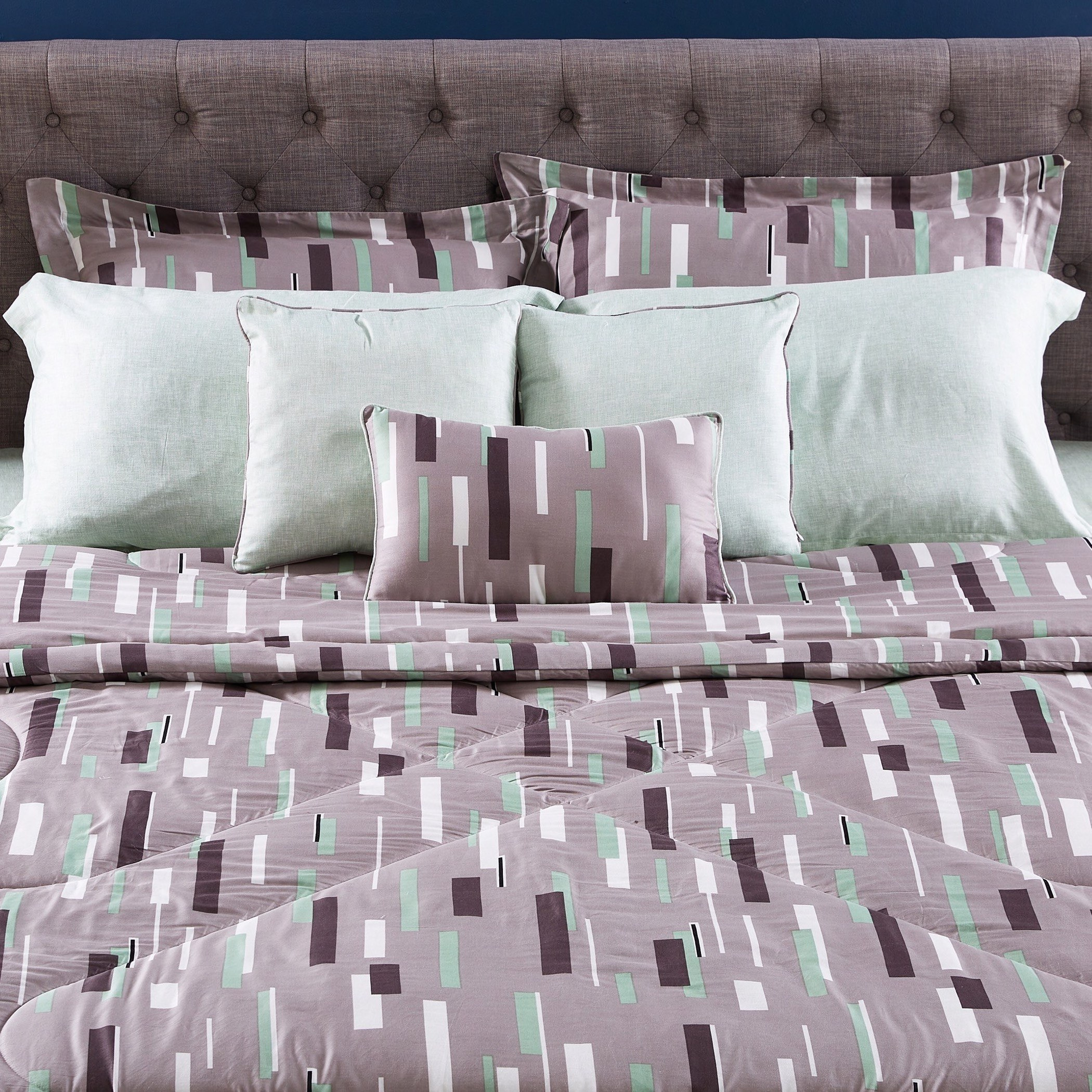 Adler Cotton King Size 9-Piece BIAB Comforter Set - 240x240 cm-hbxhomeware-hbxdecorandfurnishings-image-2
