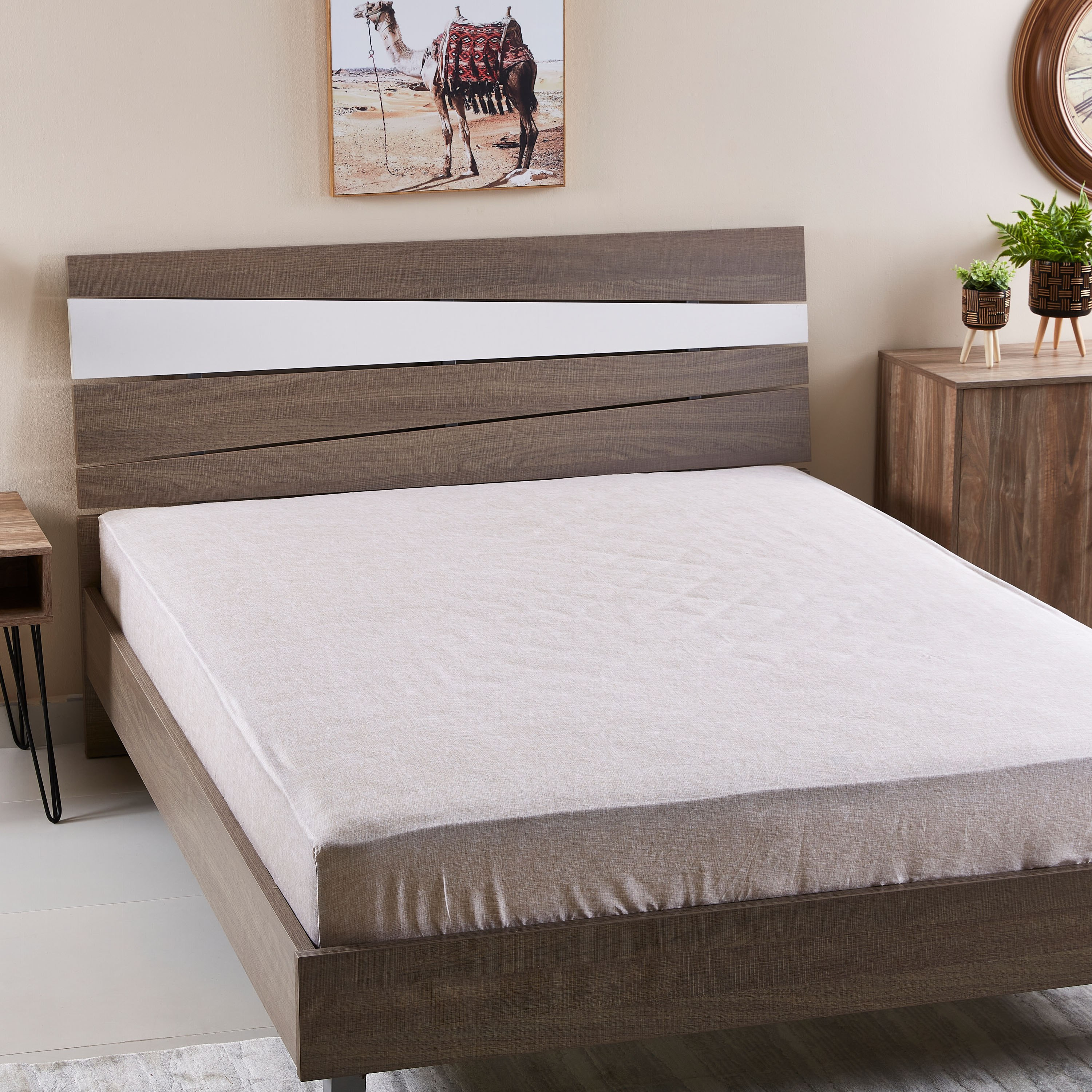شرشف مطاطي مقاس كينج من كلاوديا - 180x200 سم-hbxhomeware-hbxbedroom-image-1
