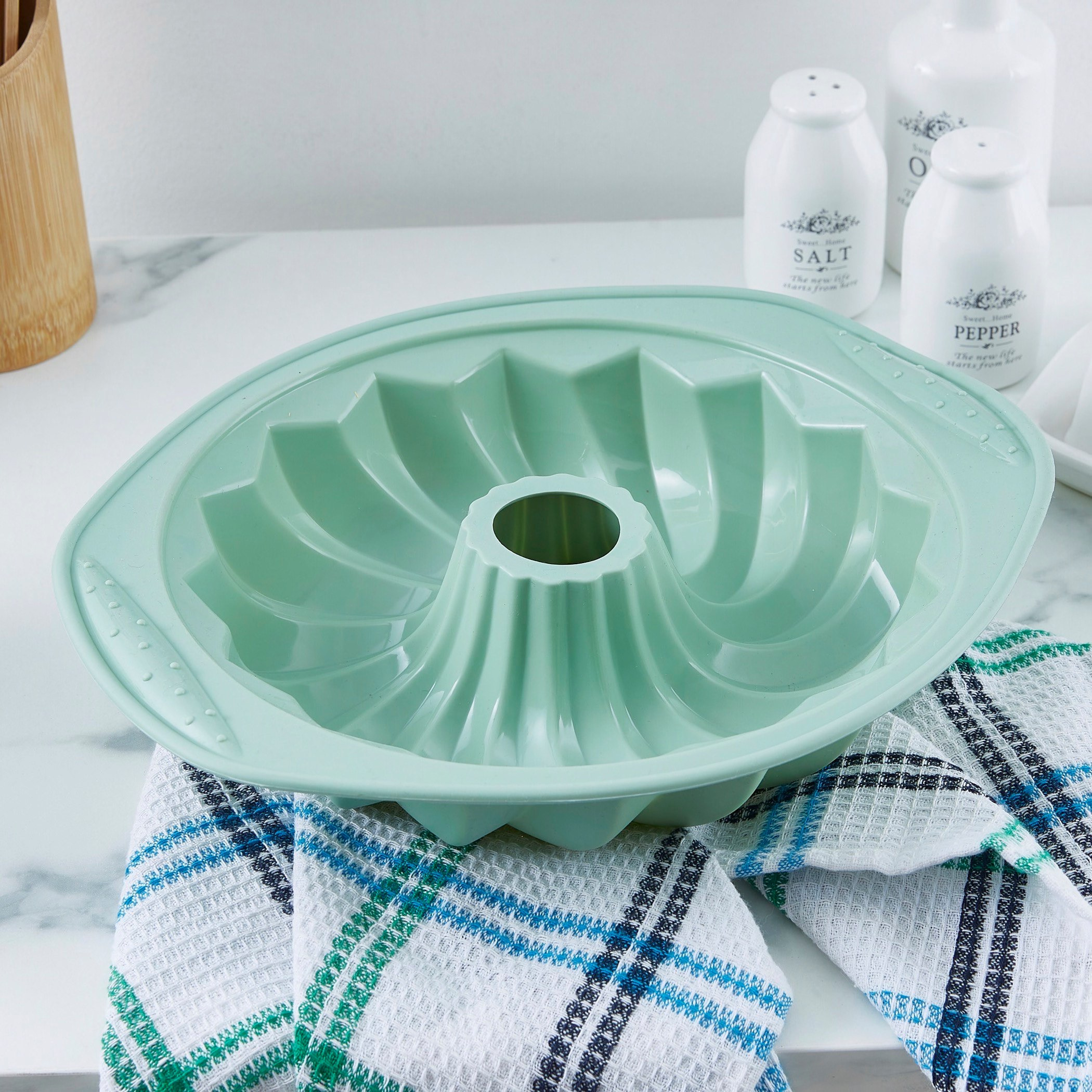 قالب كعك سيليكون من افون - 30x27x6 سم-hbxkitchen-bakeware-image-1