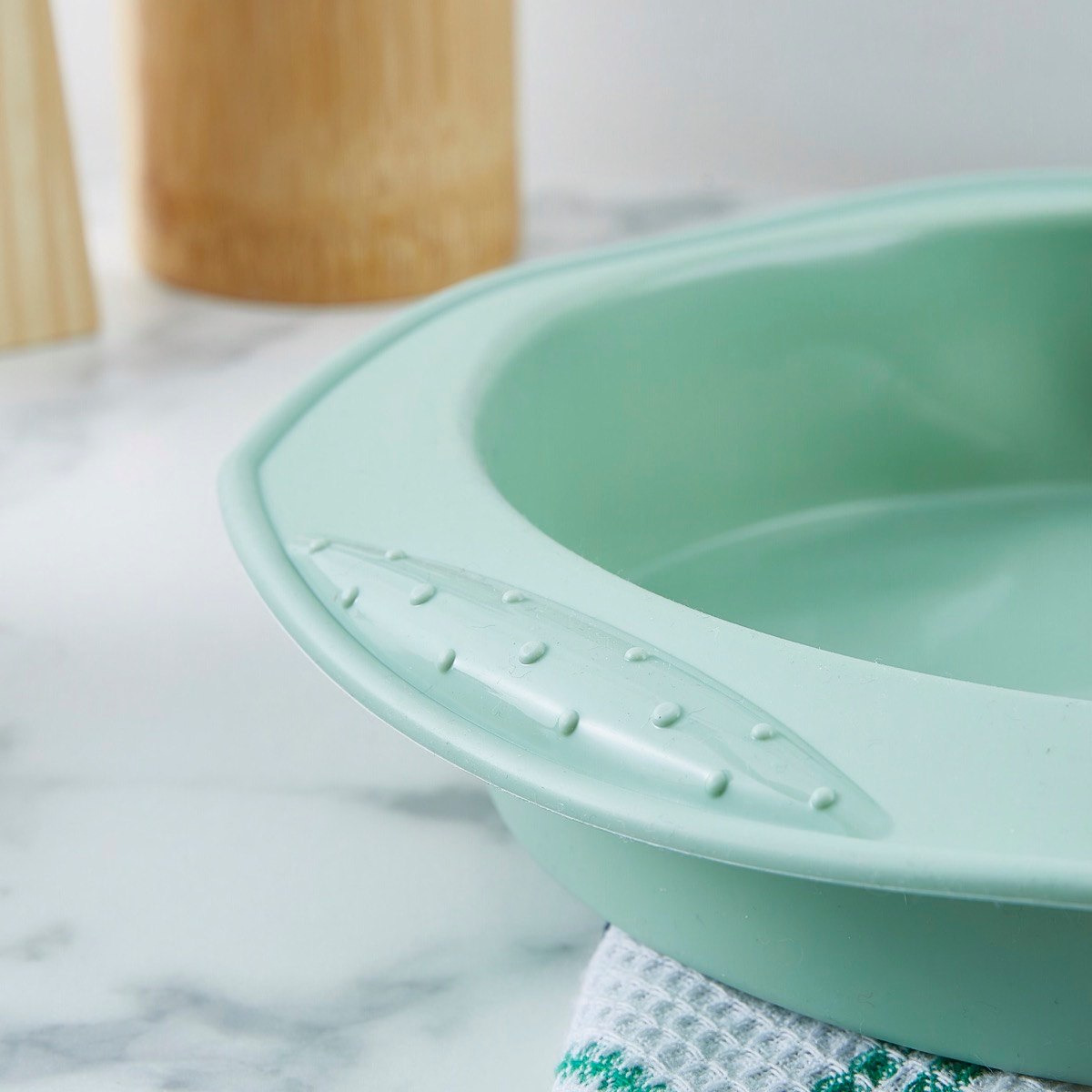 Avon Silicone Baking Mould - 29x25x4 cm-hbxkitchen-bakeware-image-2