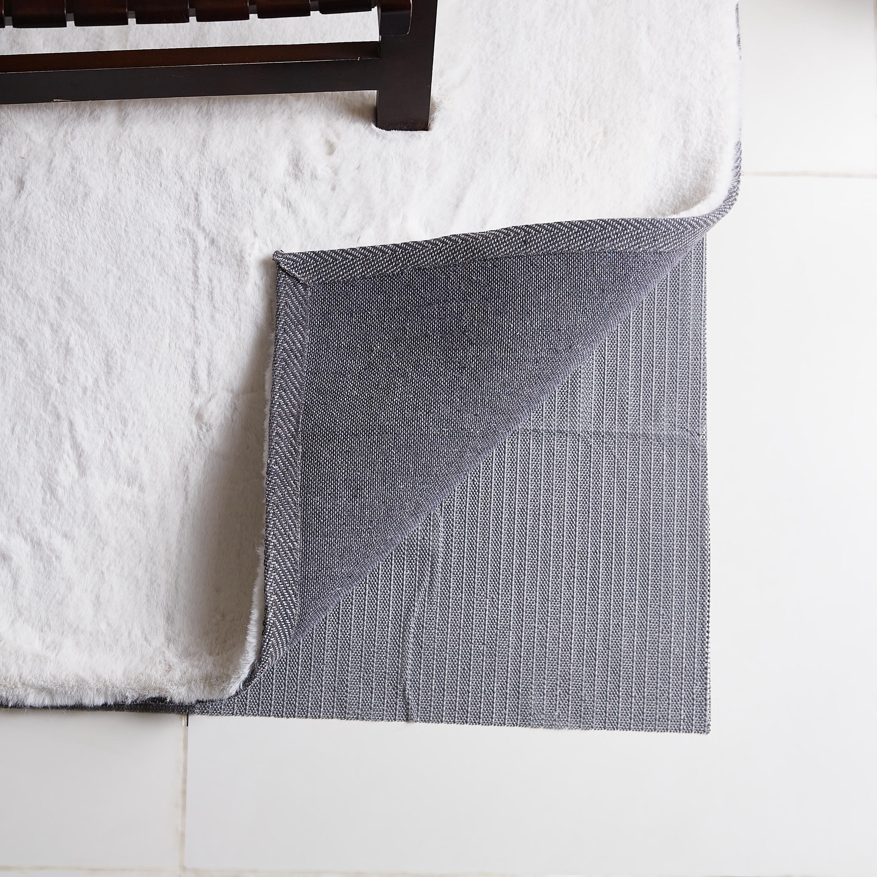 بطانة سجادة مقاومة للانزلاق من إيسانشيل - 110X160 سم-hbxdecorandfurnishings-floorcoverings-rugs-image-1