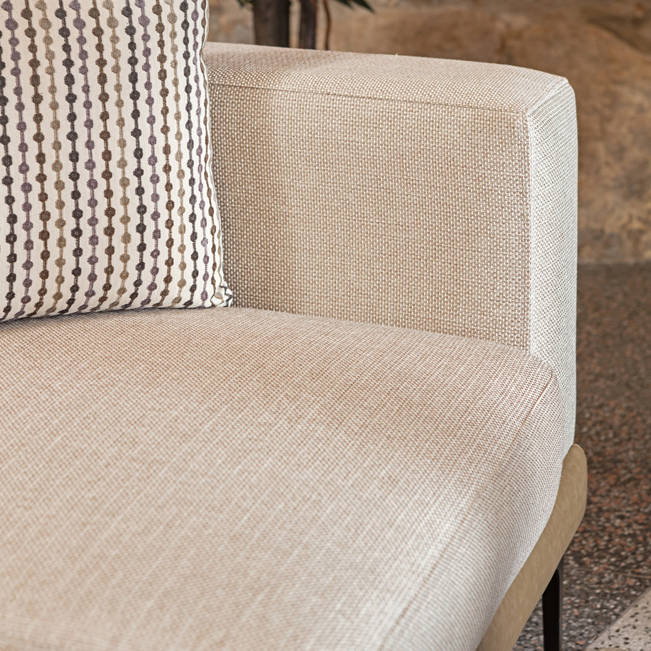 طقم كنب 3+2+1+1 مقاعد مع وسائد من فوريون-hbxlivingroom-sofasandarmchairs-sofas-image-6