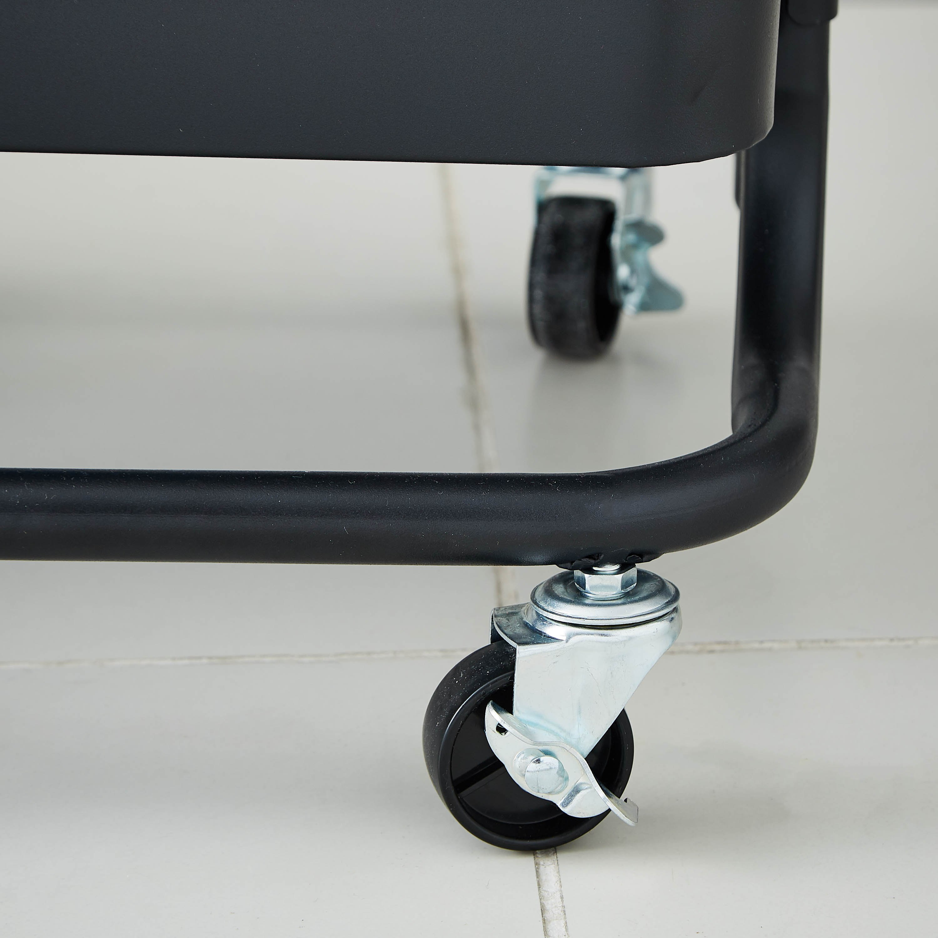 عربة متعددة الاستخدامات من كوبر-hbxlivingroom-tablesandstands-servingtrolleys-image-4