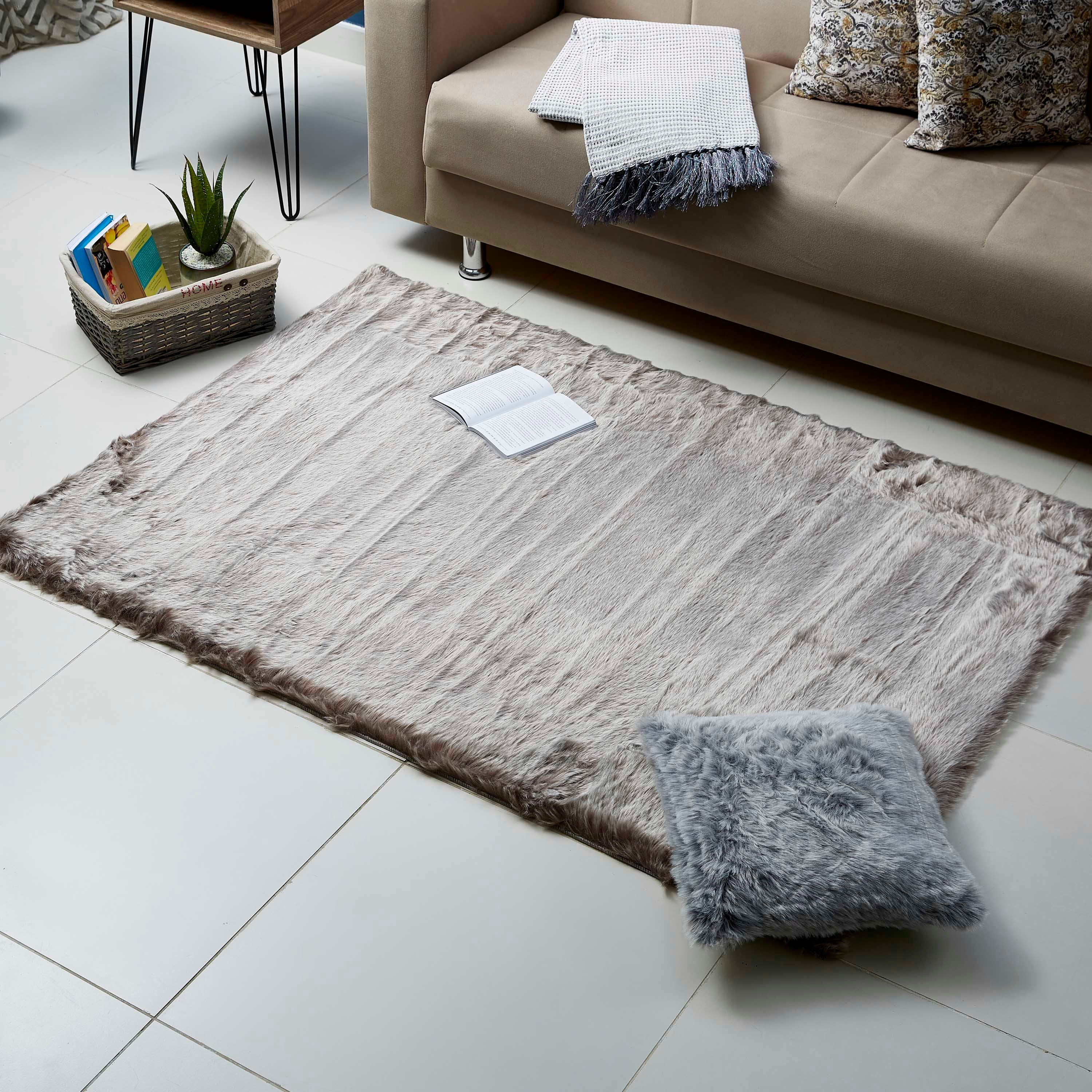 Faux Sheepskin Rug - 120x170 cm-hbxdecorandfurnishings-floorcoverings-rugs-image-1