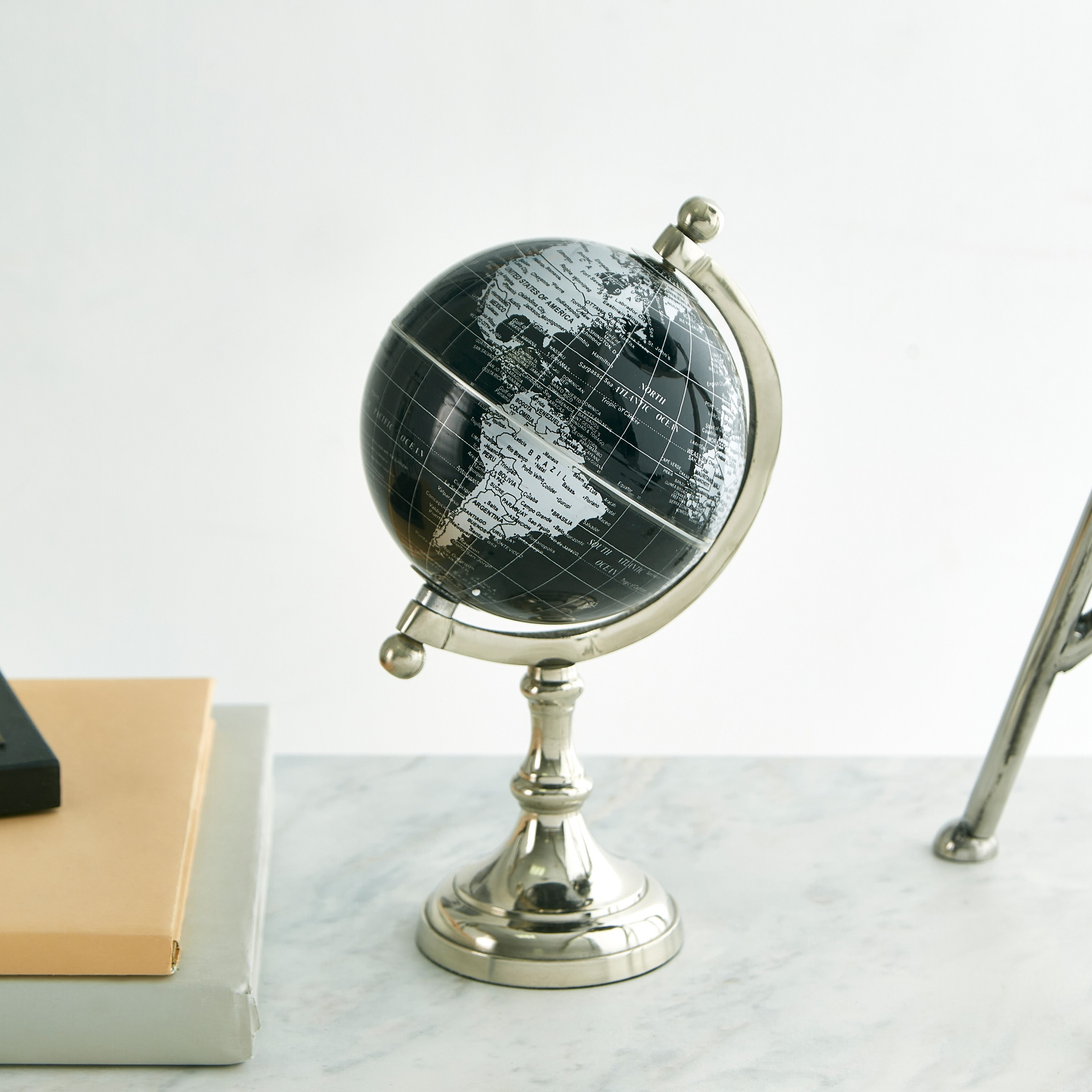 Terrene Globe-hbxhomeware-homedecor-figurinesandornaments-image-1