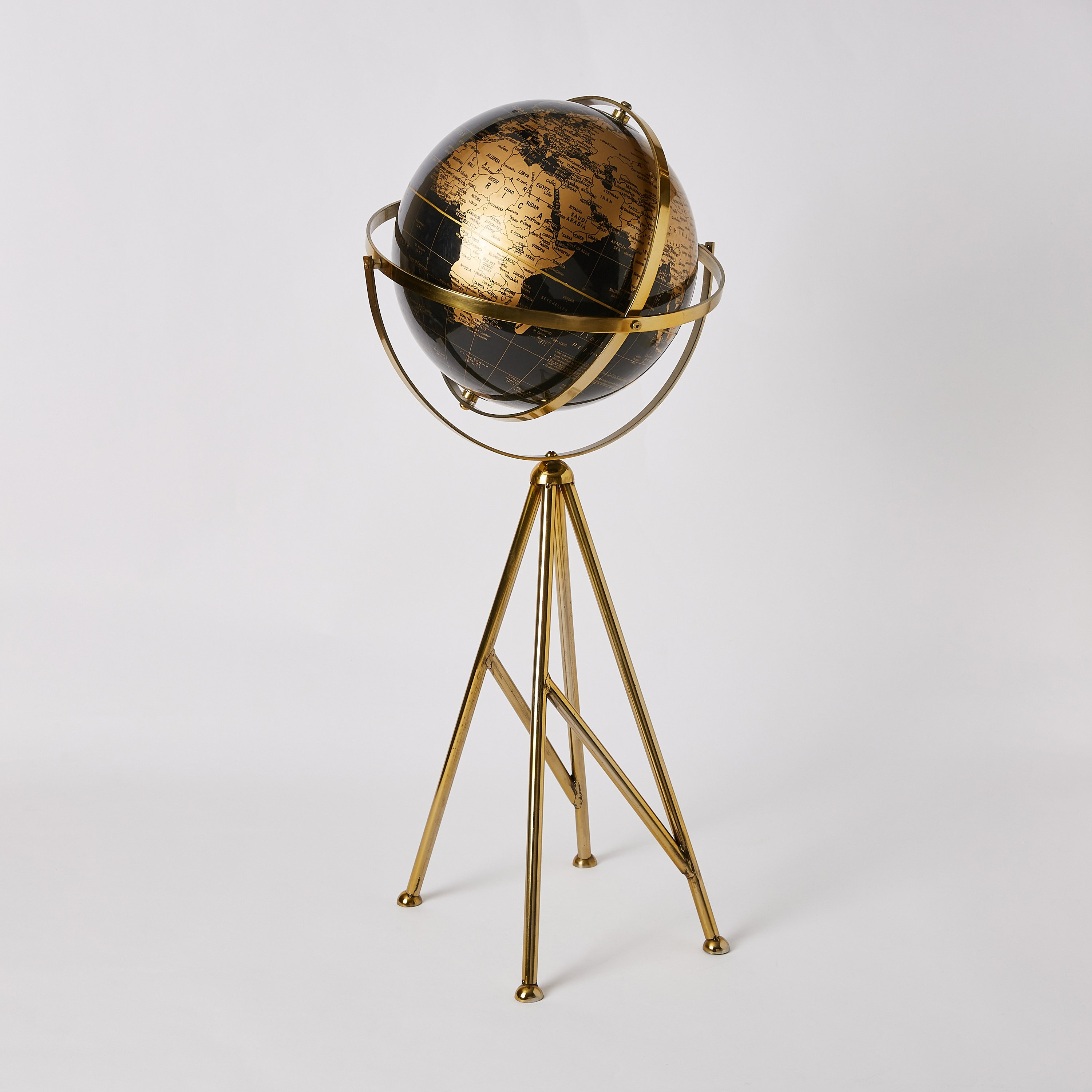 كرة أرضية من تيرن-hbxhomeware-homedecor-figurinesandornaments-image-6