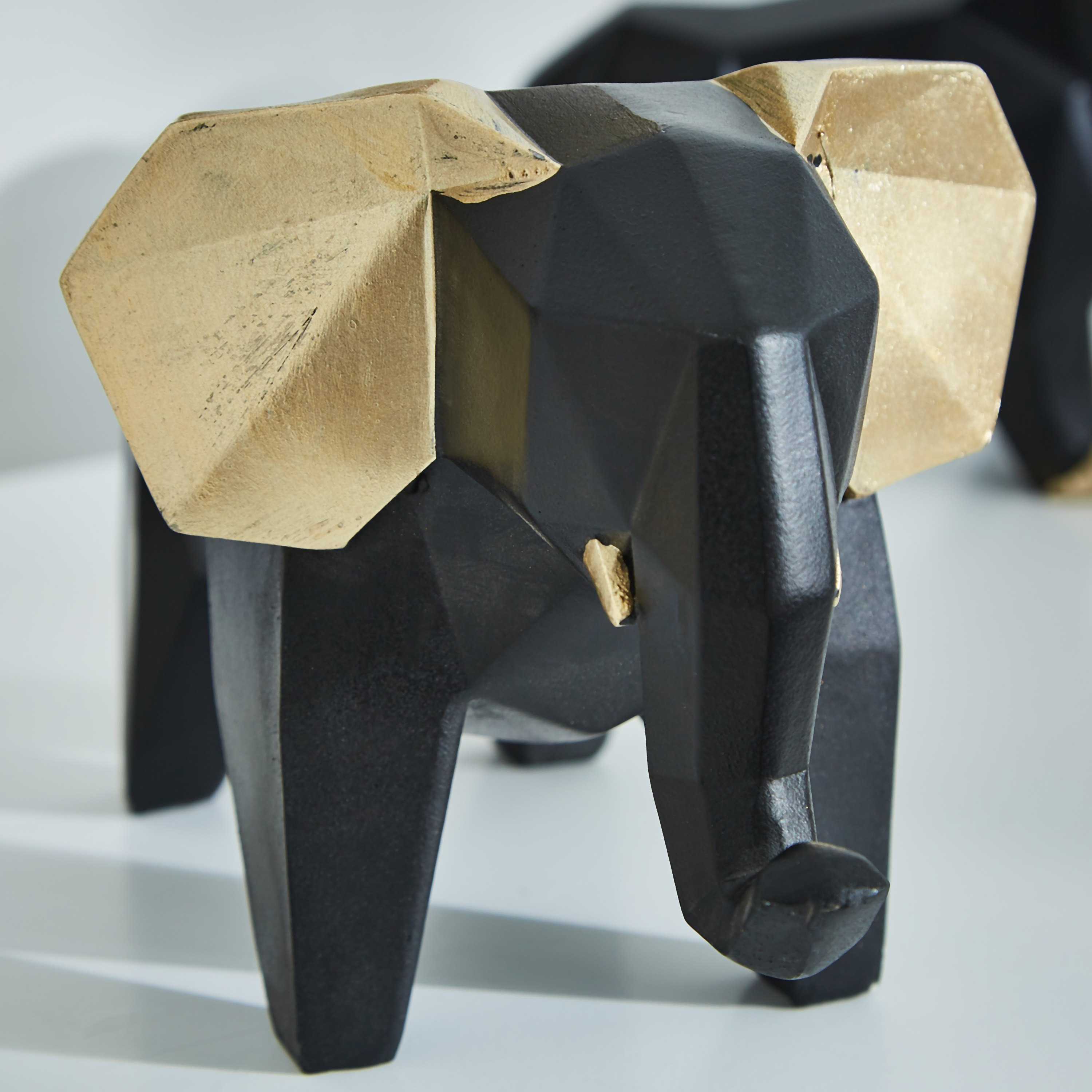 تمثال فيل متعدد الأوجه بولي ريزين من كوينتين-hbxhomeware-homedecor-figurinesandornaments-image-3