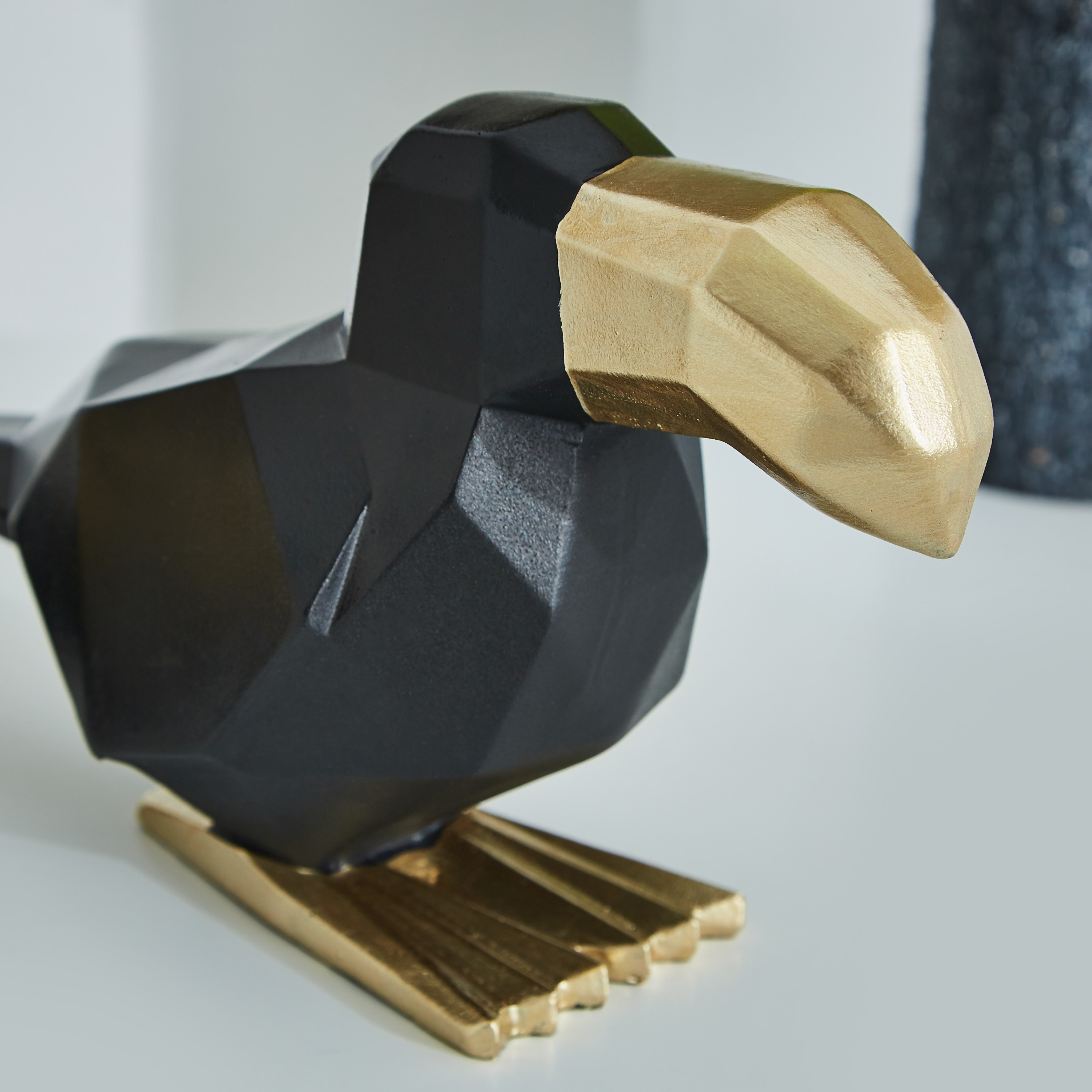 تمثال طوقان متعدد الأوجه بولسيرين من كوينتين-hbxhomeware-homedecor-figurinesandornaments-image-3