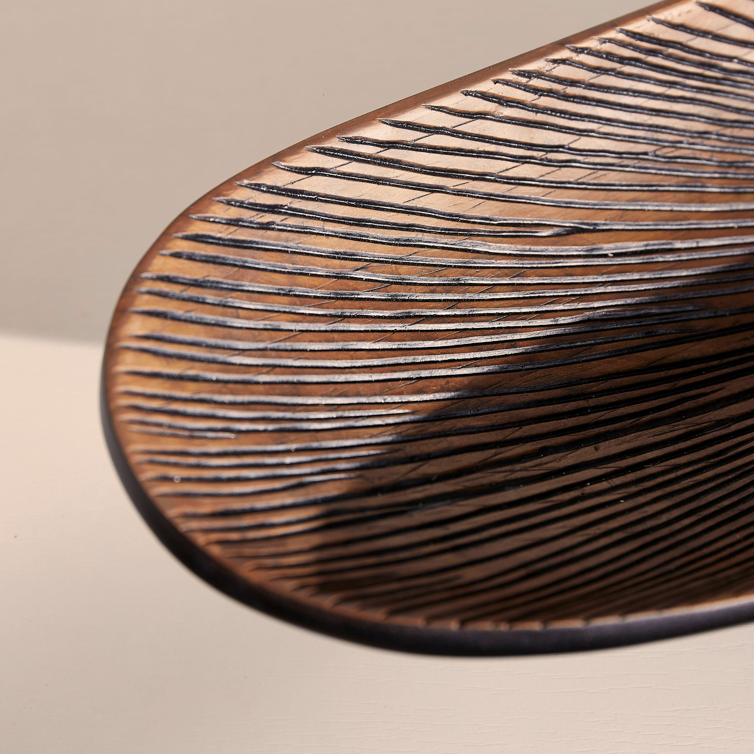 Oak Star Burst Polyresin Platter-PROMO_HB_AE_B1G1_250925-image-3