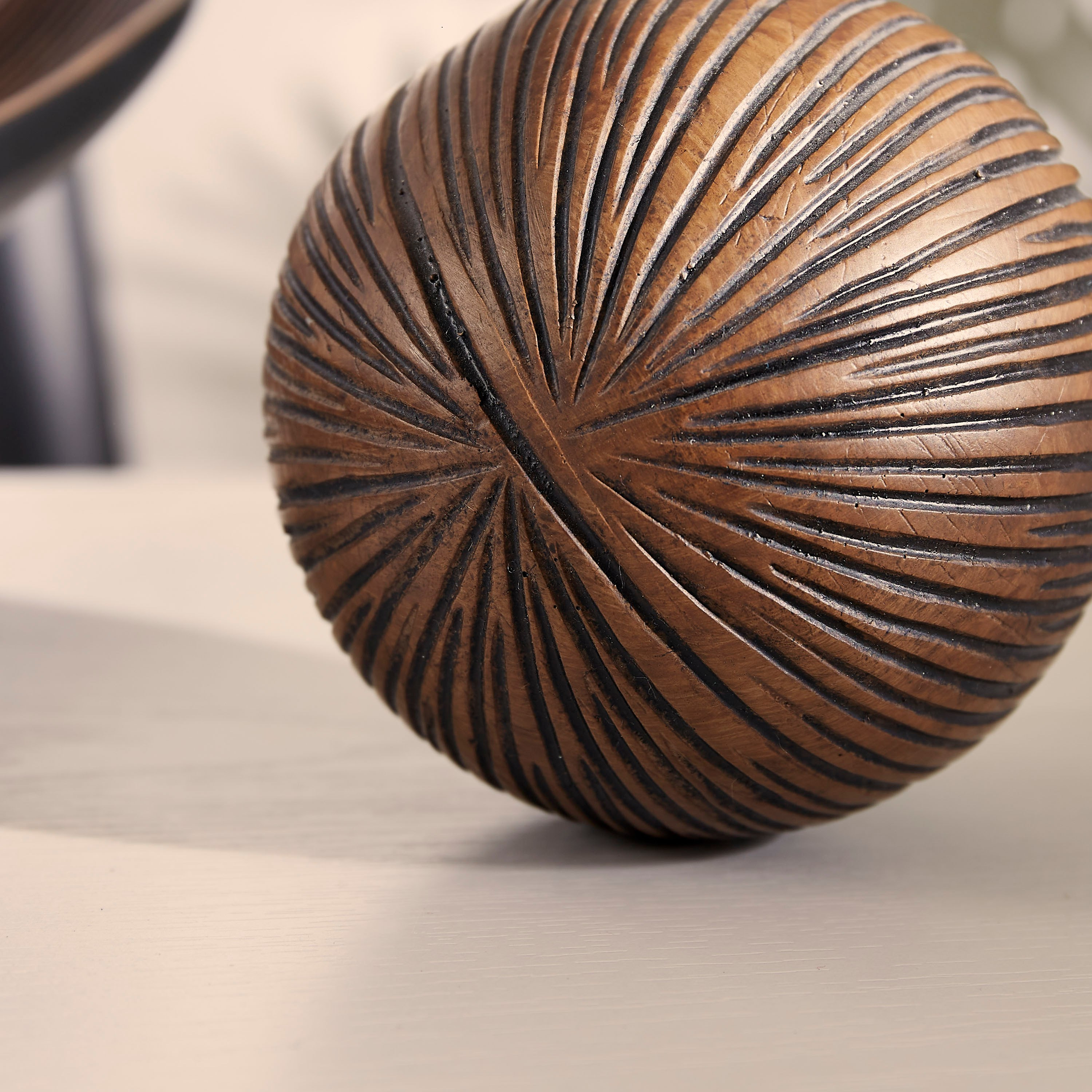 Oak Star Burst Polyresin Decorative Ball-hbxhomeware-homedecor-figurinesandornaments-image-3