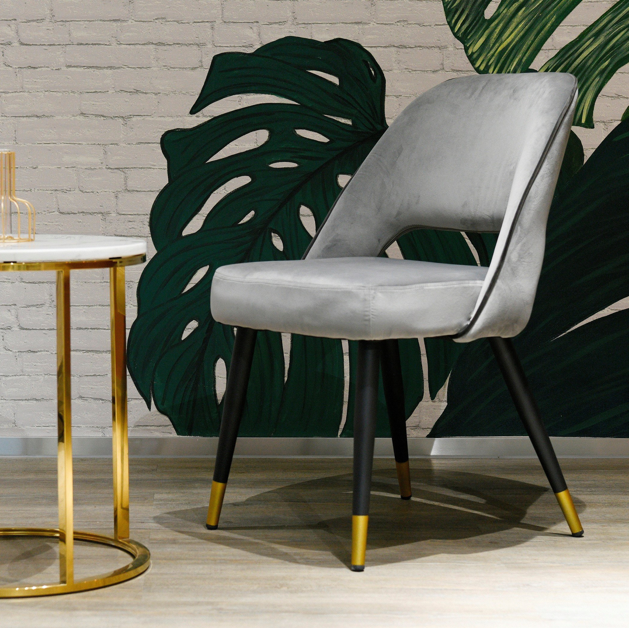 كرسي سفرة بتفاصيل قواطع مفرّغة من أليسون-hbxdiningroom-diningchairs-image-1