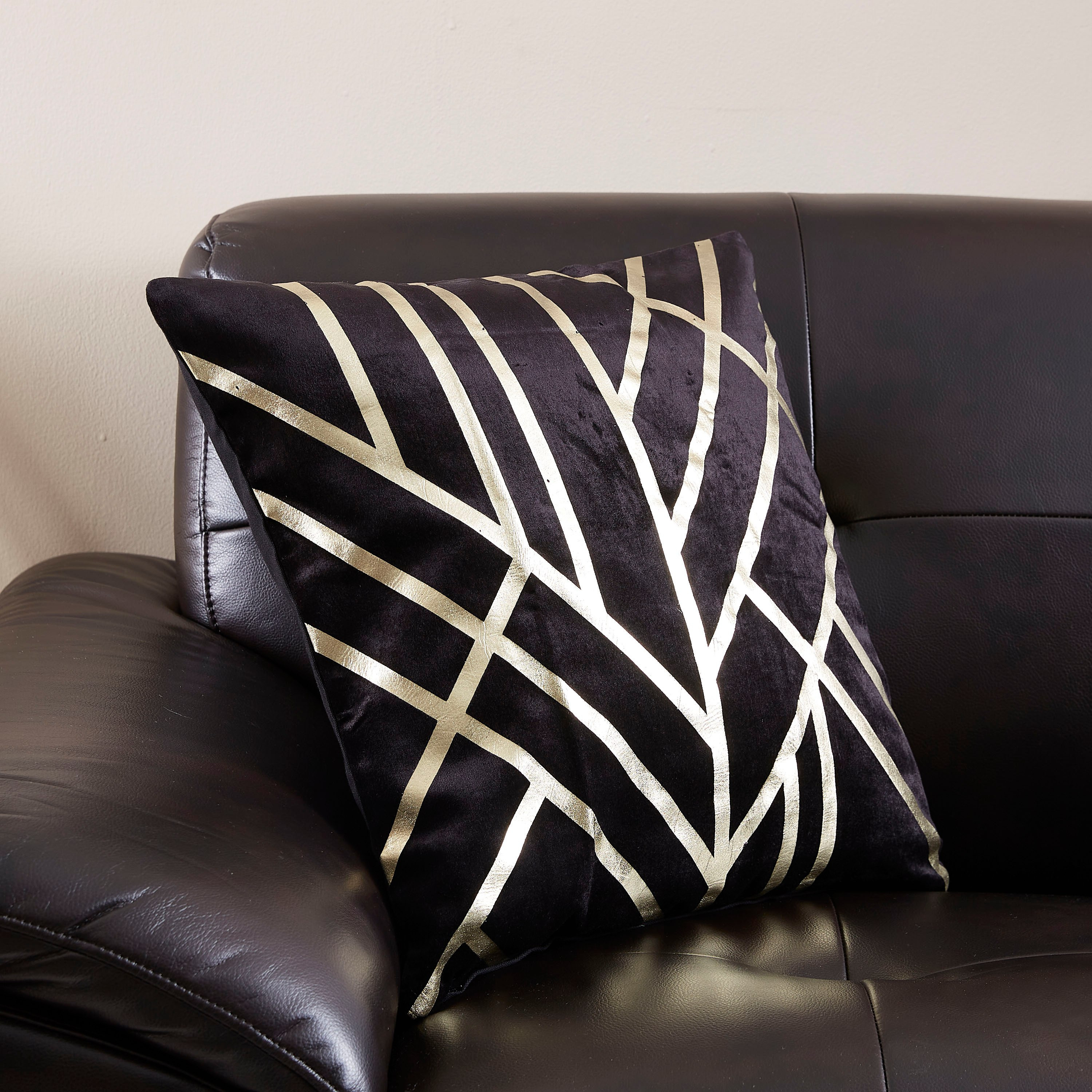 غطاء وسادة مخملي وطبعات فويل من مودينا أرتديكو- 45x45 سم-hbxhomeware-cushionsandcovers-cushioncovers-image-1