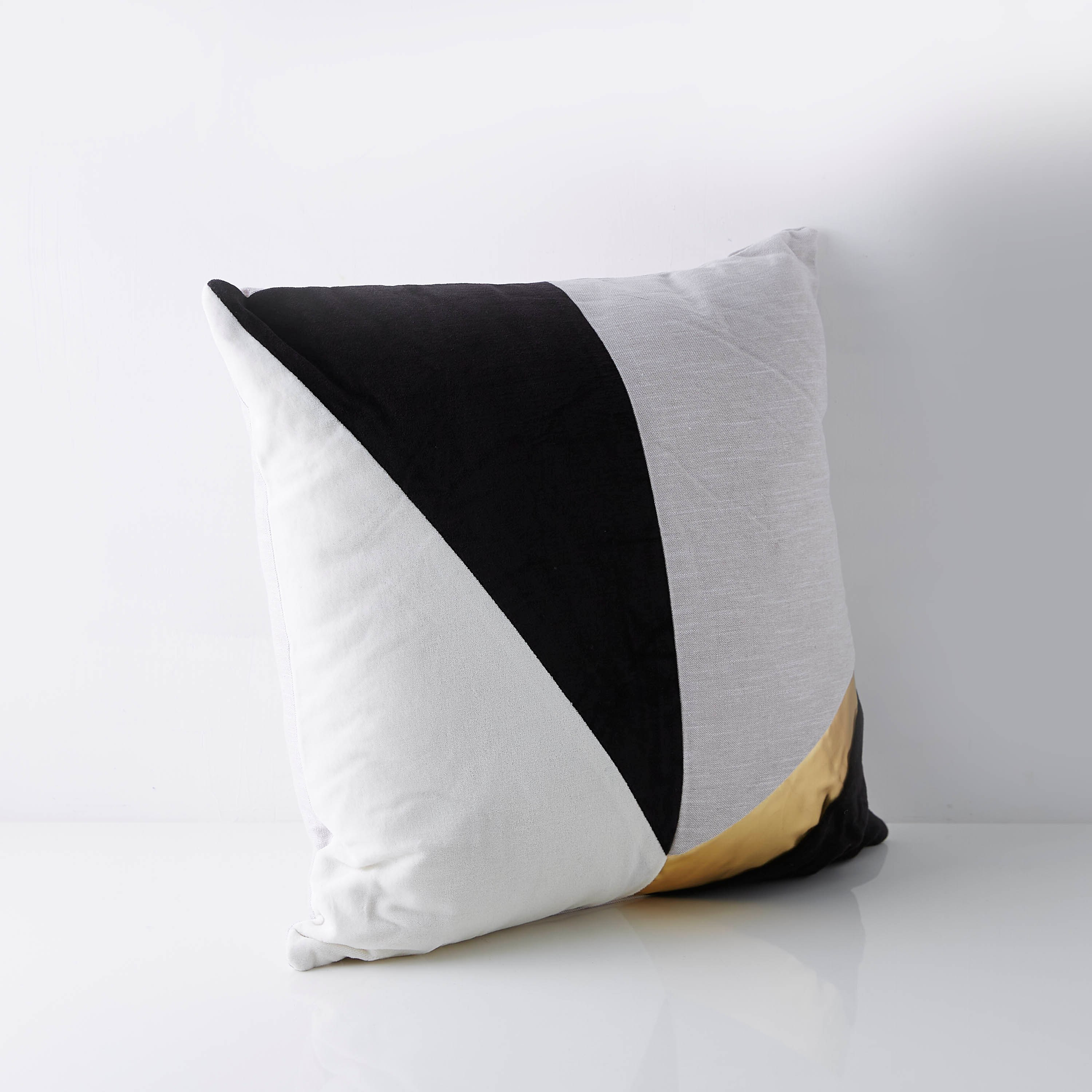 Artdeco Euporie Patchwork Filled Cushion - 45x45 cm-hbxlivingroom-furnishings-cushionsandcovers-filledcushions-image-4