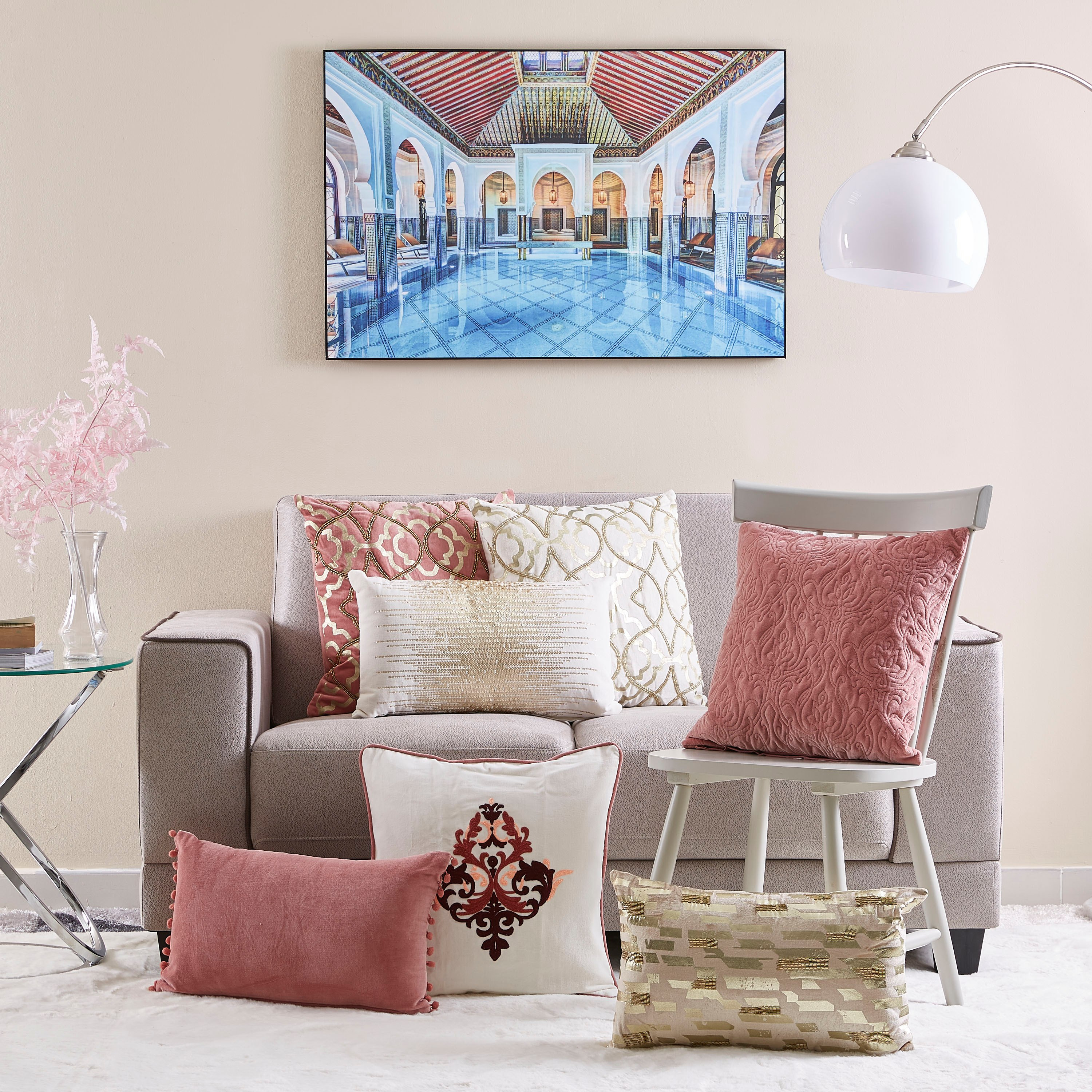 وسادة محشوة مخملية مطرّزة من بوتيك كارولينا- 30x50 سم-hbxlivingroom-furnishings-cushionsandcovers-filledcushions-image-3