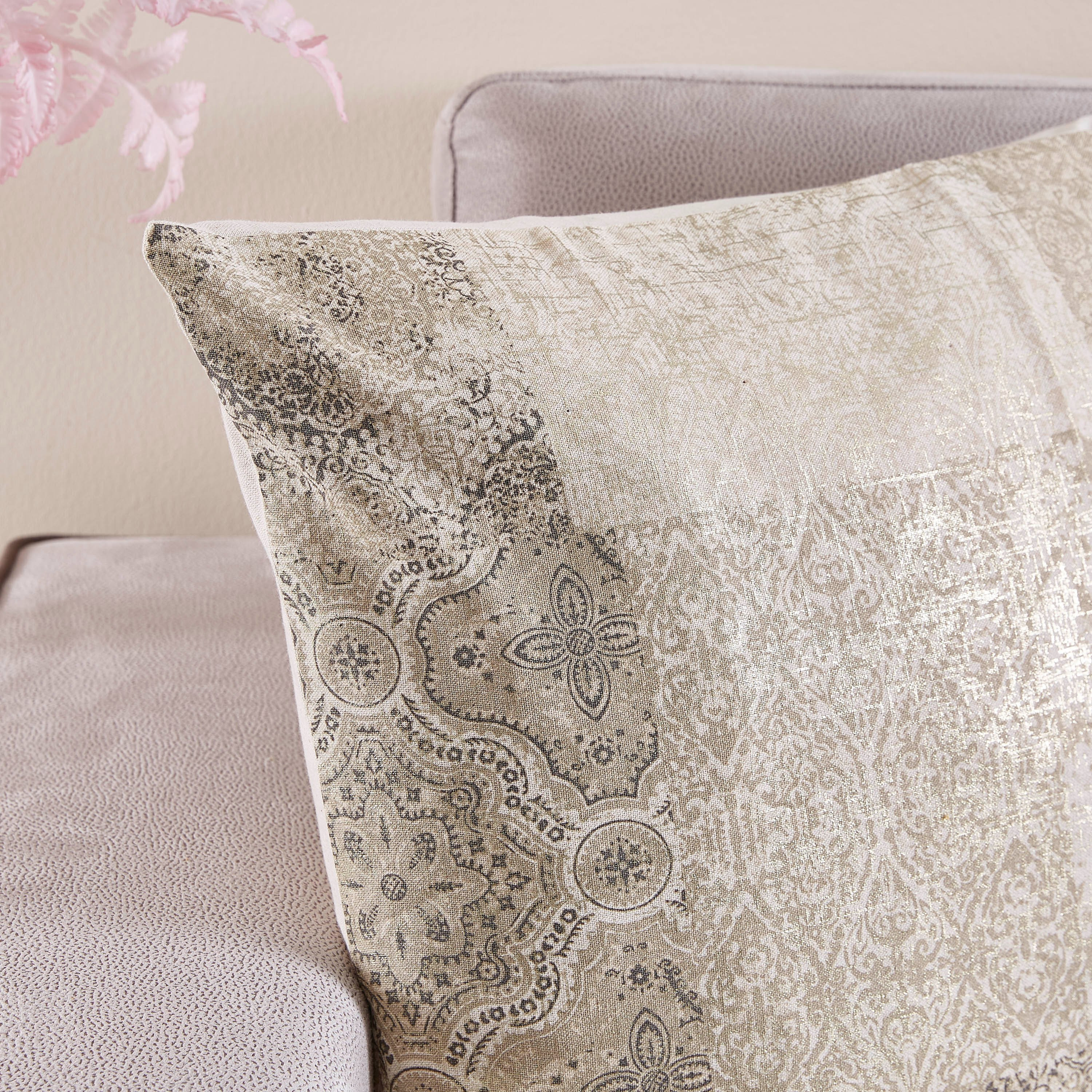 غطاء وسادة بطبعات رقعة من كازي - 45 × 45 سم-hbxhomeware-cushionsandcovers-cushioncovers-image-2