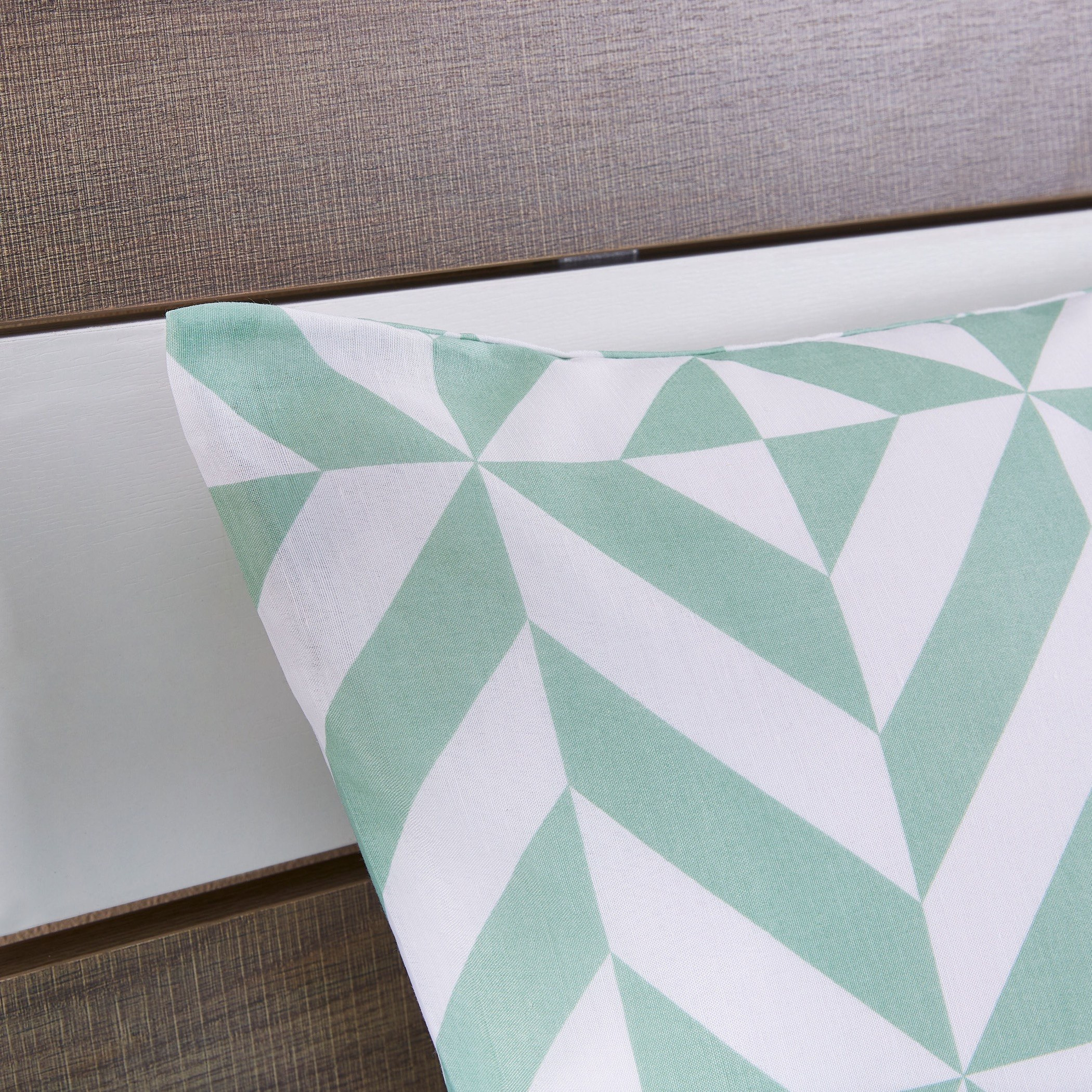 طقم غطاء وسادة بولي قطن من قطعتين من أتلانتا جايد - 50x75 سم-hbxhomeware-hbxbedroom-image-3