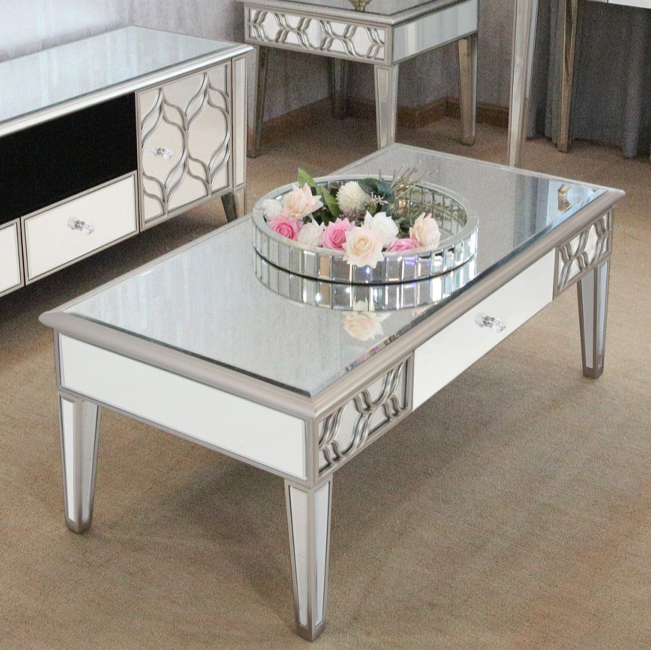 طاولة قهوة بدرج من شارلوت-PROMO_HB_AE_HBX10_TH1000_NEW_031025-image-1
